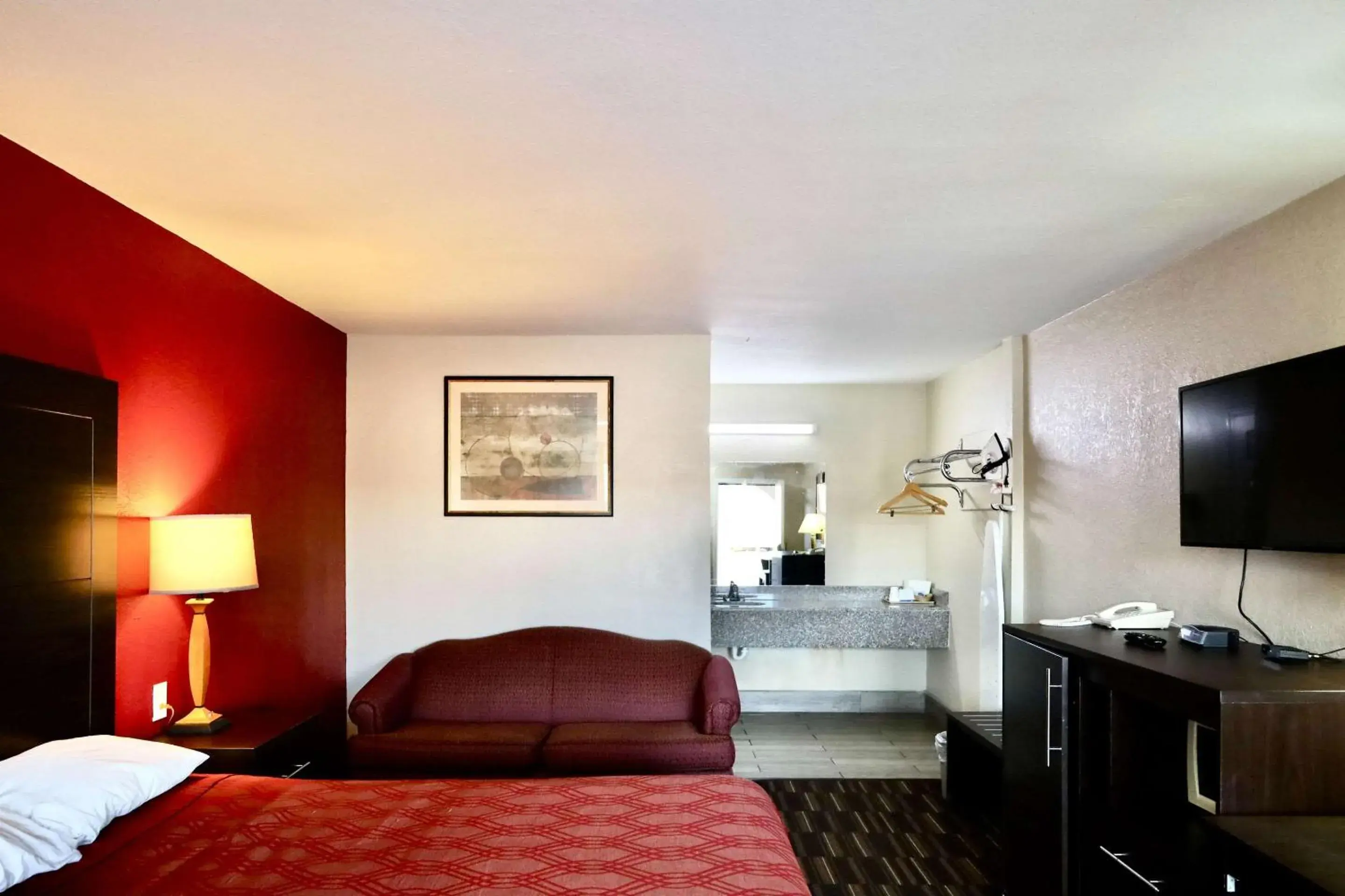 Bedroom, Bed in Rodeway Inn Bedroom, Bed in Rodeway Inn