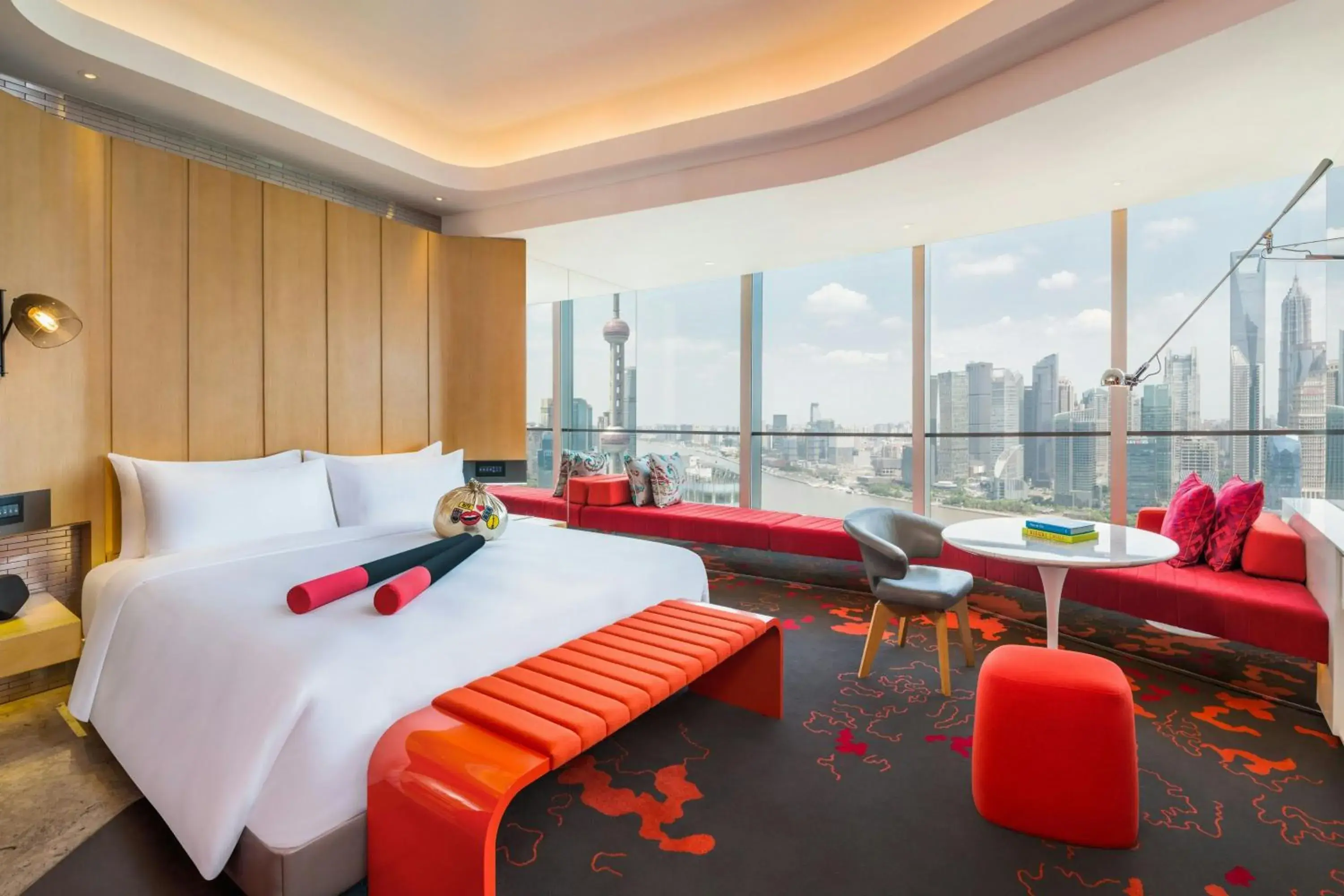 King Room with Pearl Tower View in W Shanghai - The Bund King Room with Pearl Tower View in W Shanghai - The Bund