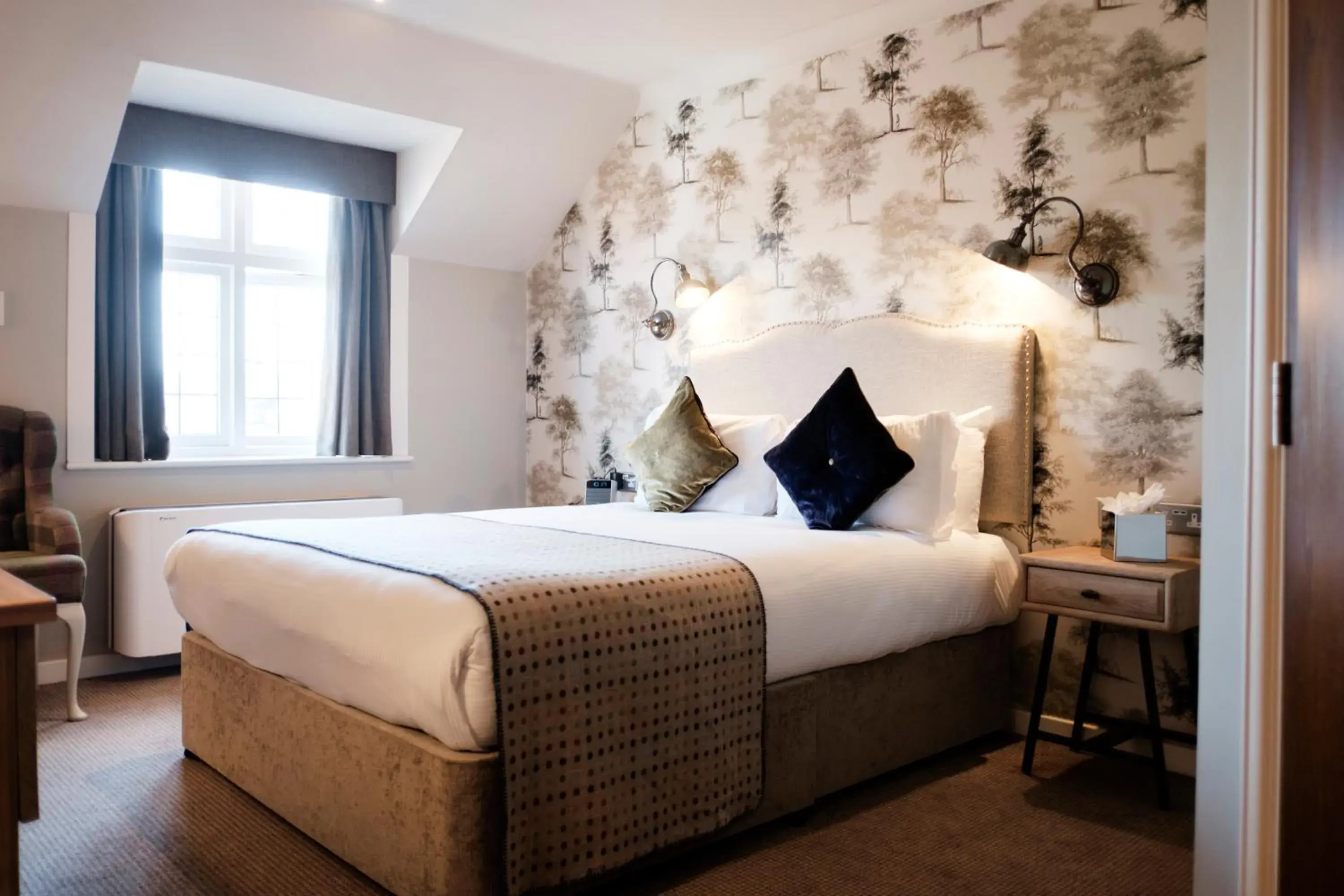 Deluxe King or Twin Room in The White Hart Hotel Deluxe King or Twin Room in The White Hart Hotel