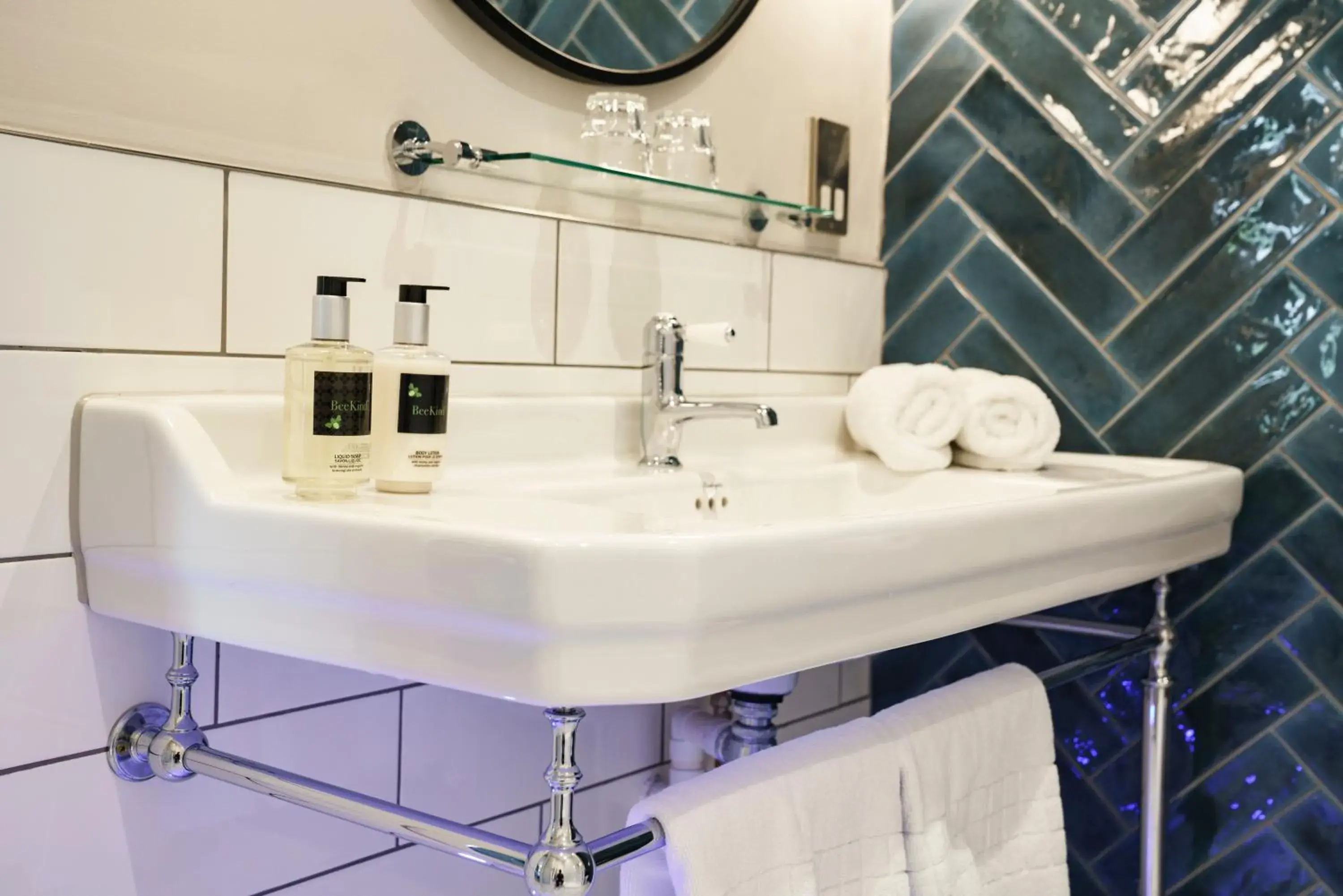 Superior Double Room in The White Hart Hotel Superior Double Room in The White Hart Hotel