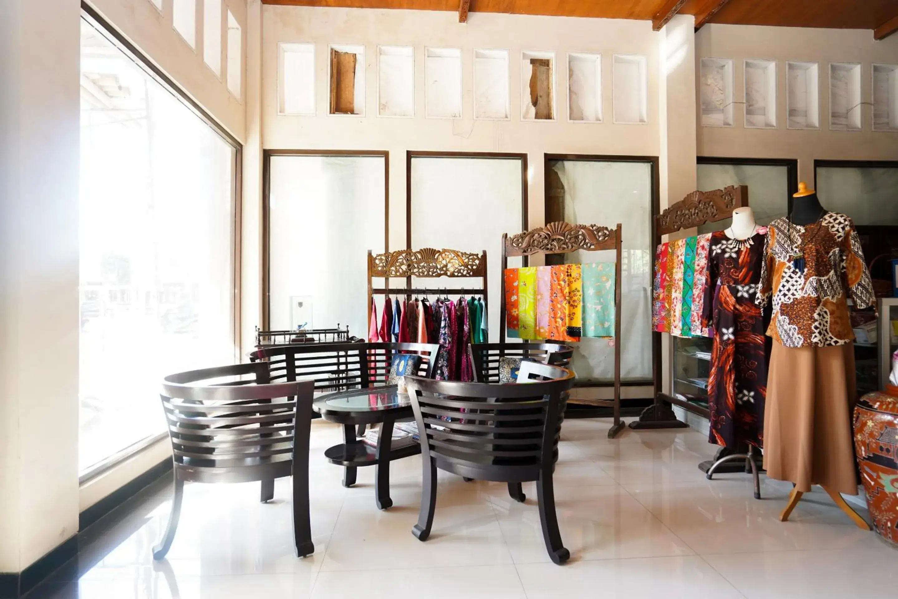 Lobby or reception in Capital O 1430 Hotel Ratna Syariah Lobby or reception in Capital O 1430 Hotel Ratna Syariah