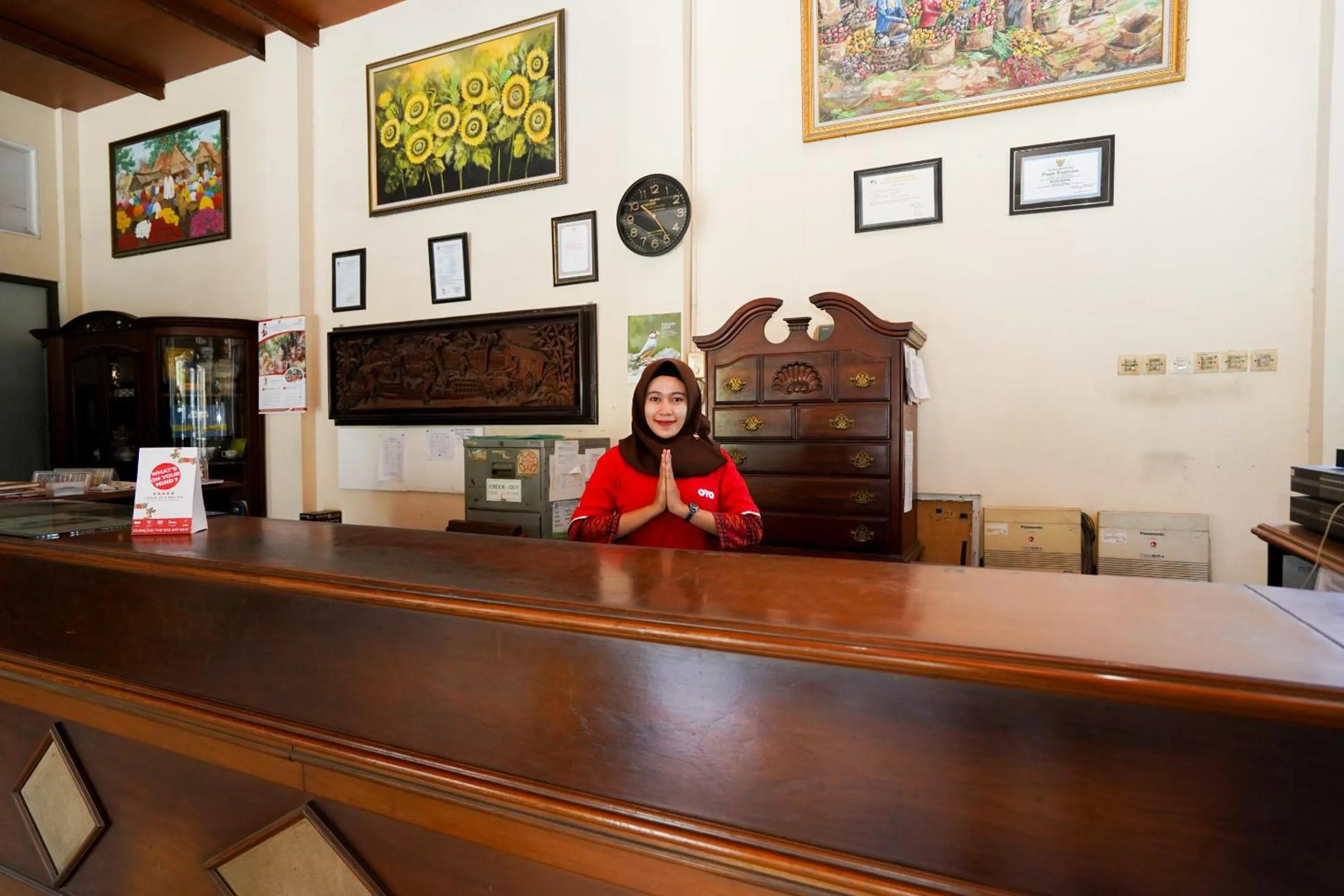 Lobby or reception in Capital O 1430 Hotel Ratna Syariah