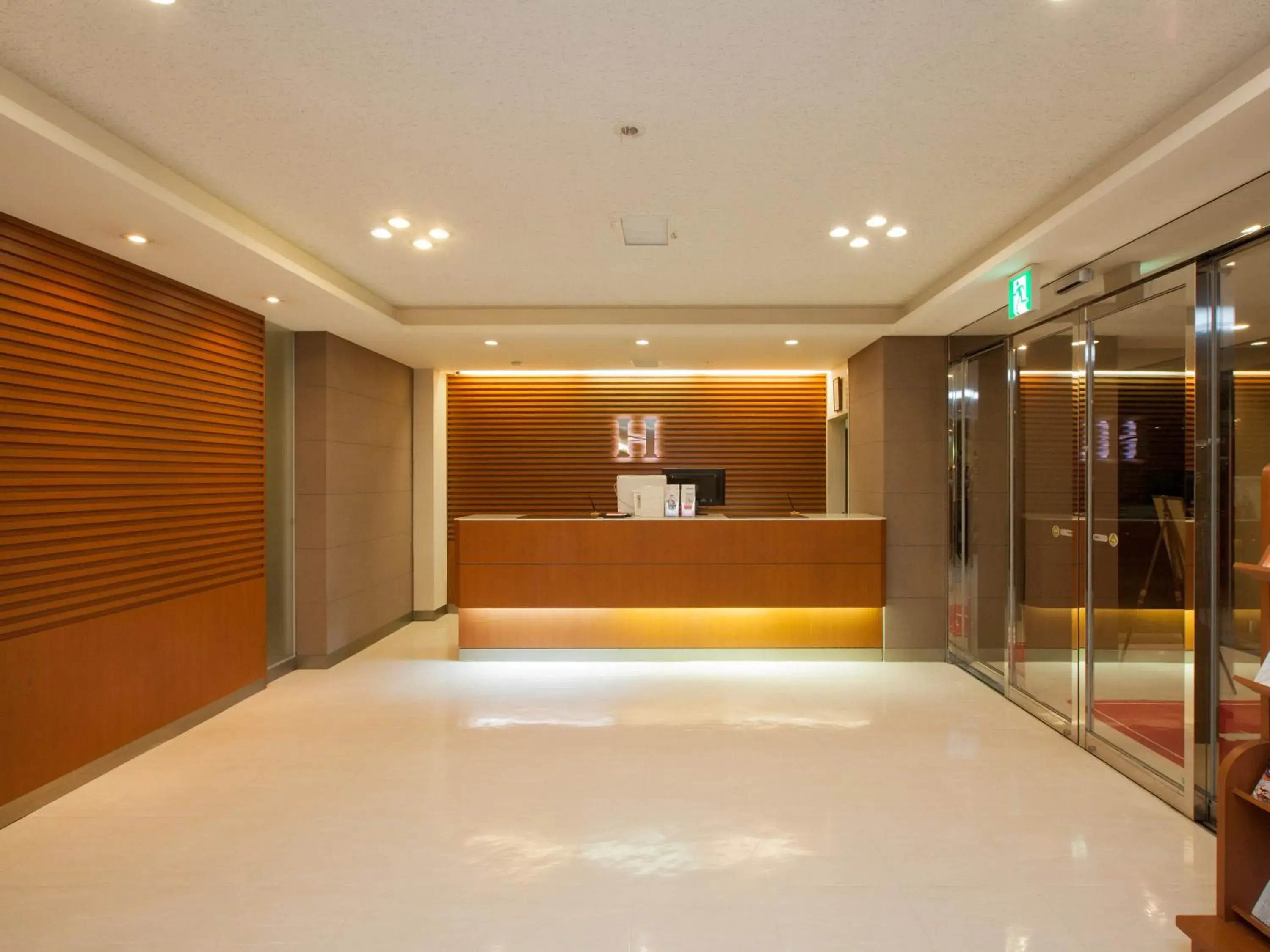 Lobby or reception in Business Hotel Isesaki Heisei Inn Lobby or reception in Business Hotel Isesaki Heisei Inn