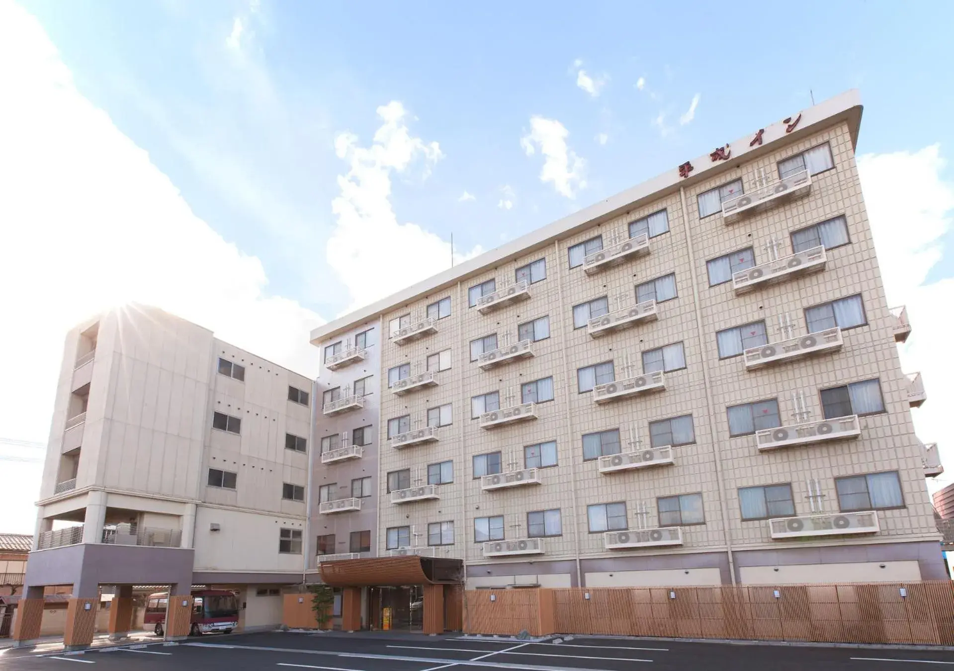 Property building in Business Hotel Isesaki Heisei Inn Property building in Business Hotel Isesaki Heisei Inn