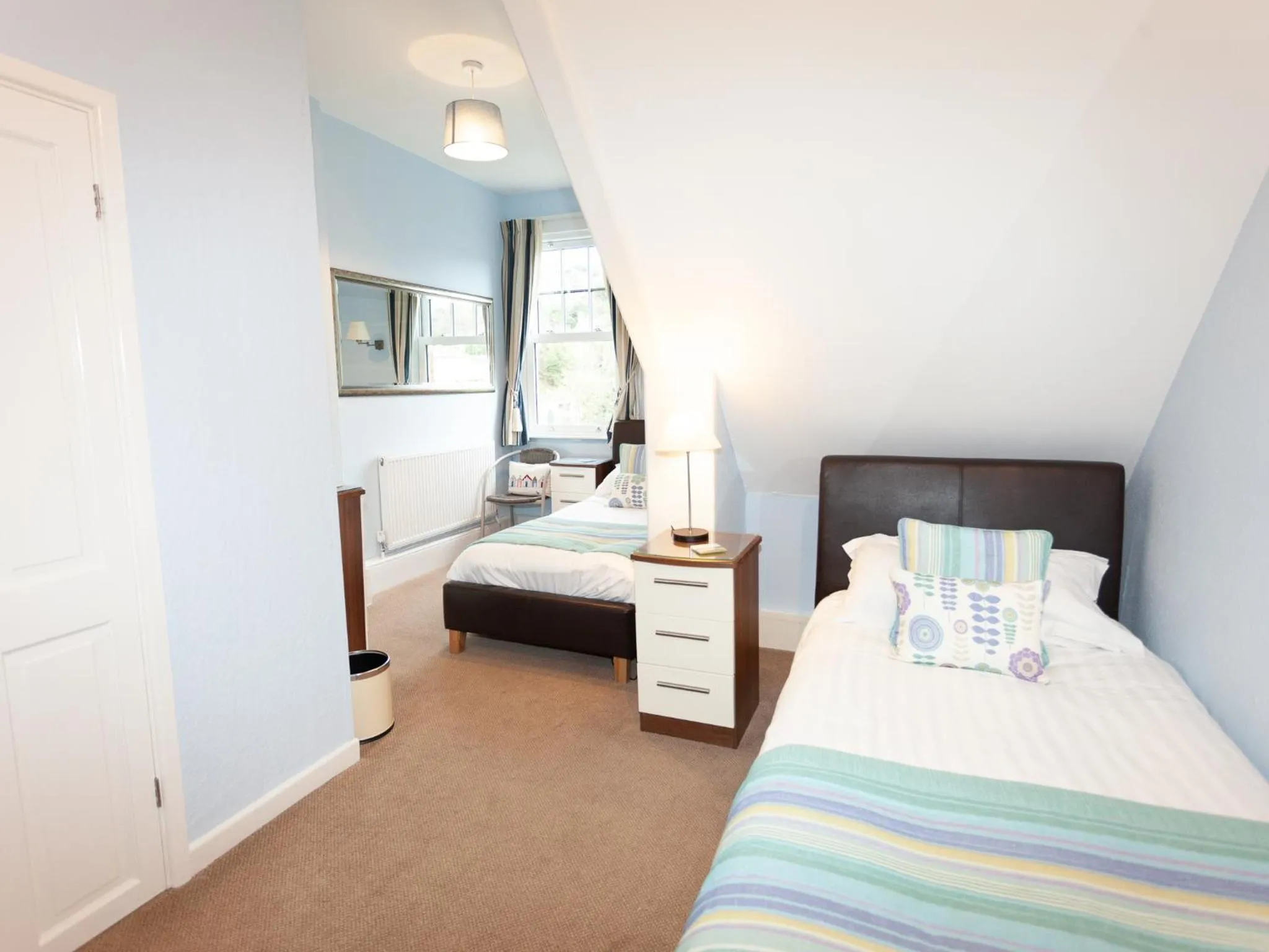 Bedroom, Bed in The Ravenswood B&B