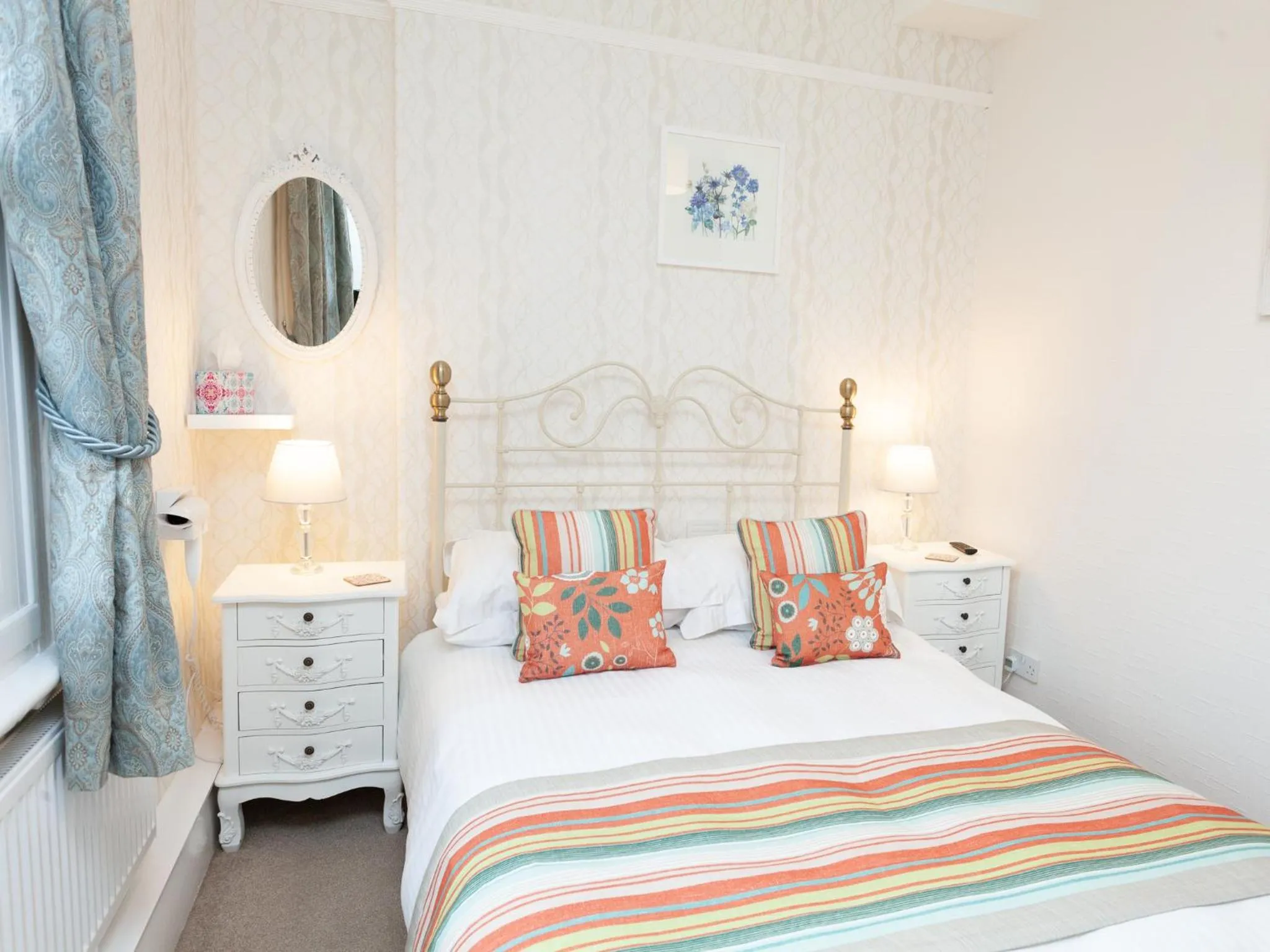 Bedroom, Bed in The Ravenswood B&B