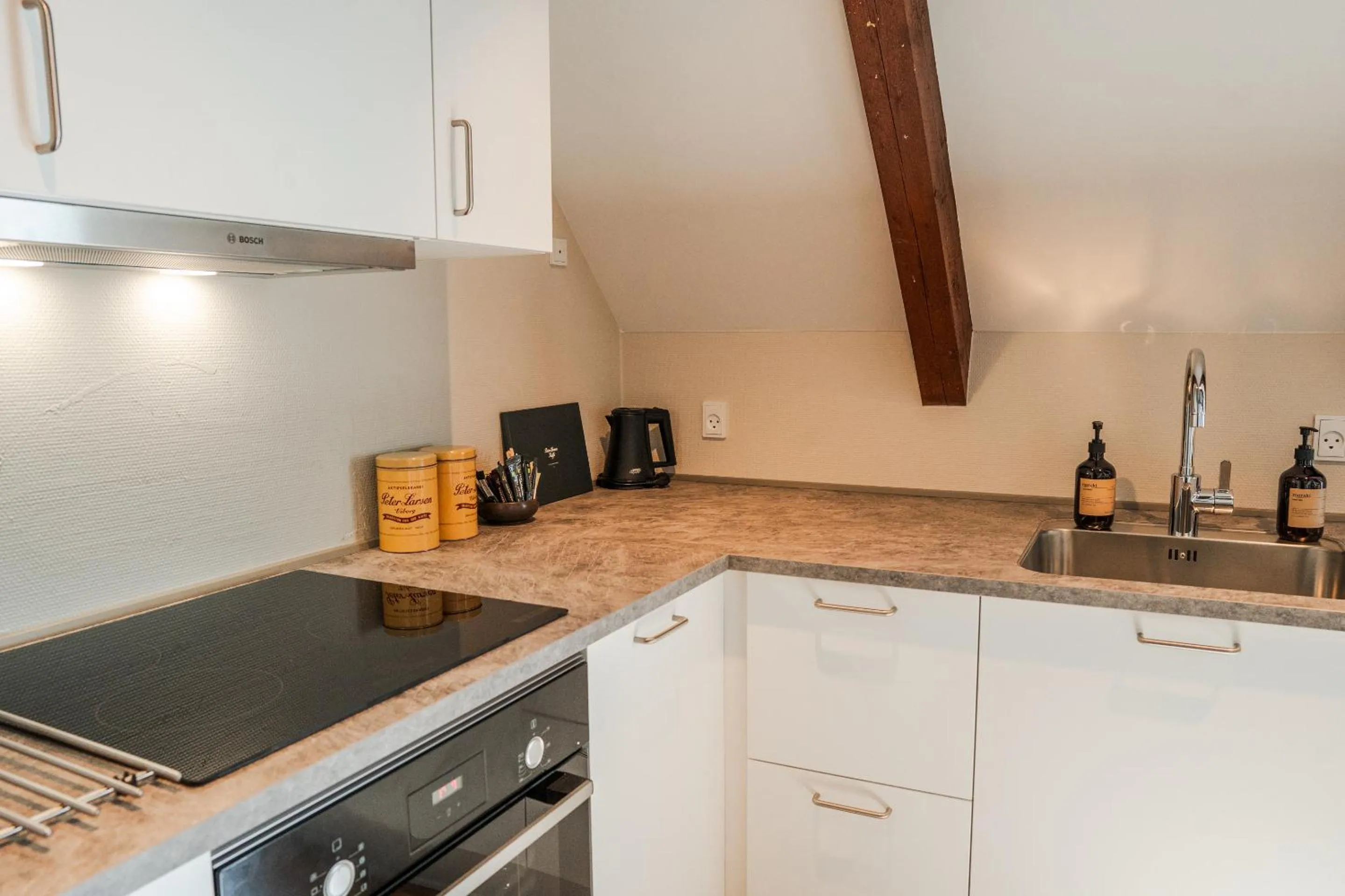 Kitchen or kitchenette in Hotel Scheelsminde