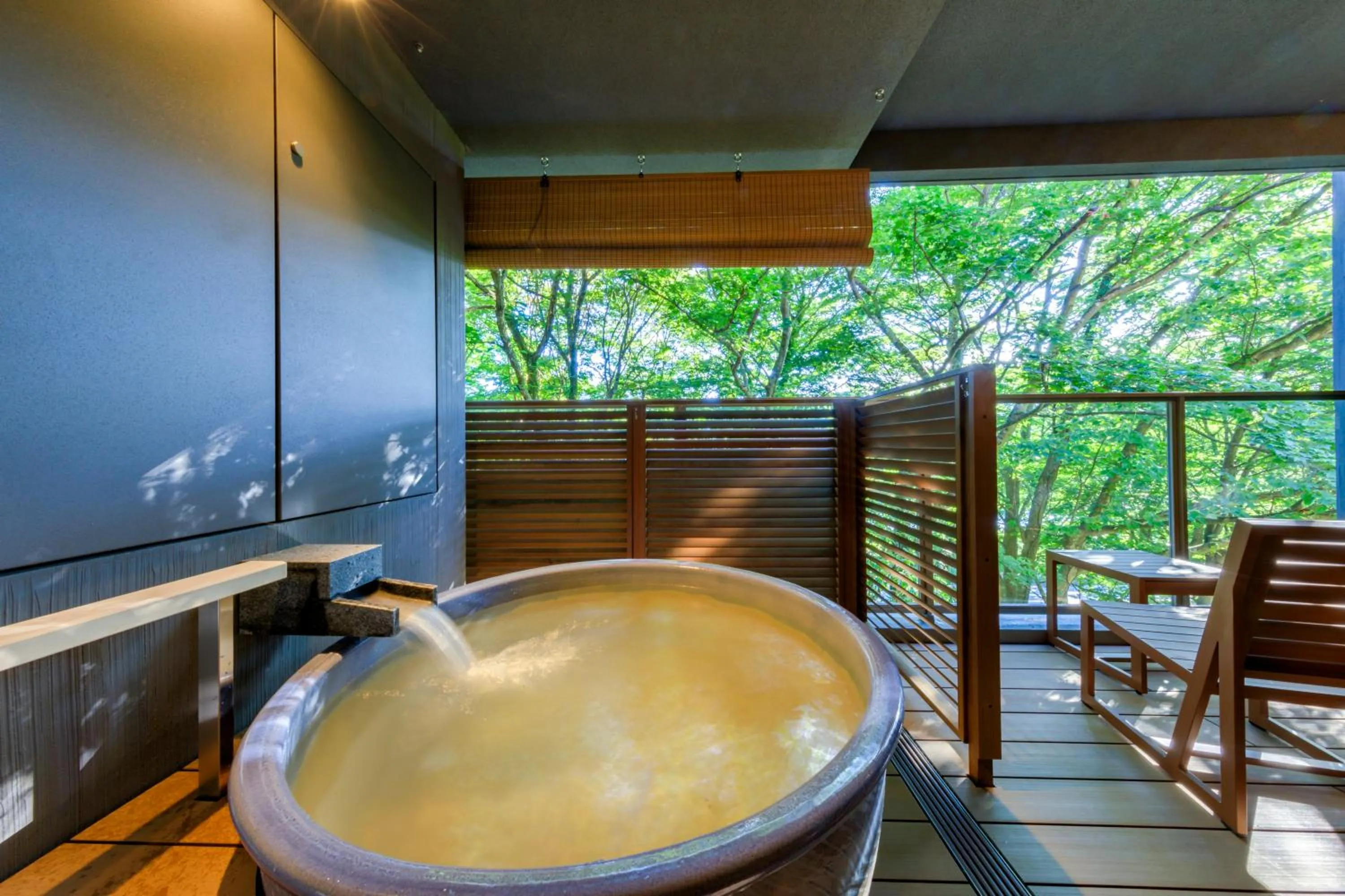 Hakone Ashinoko Hanaori