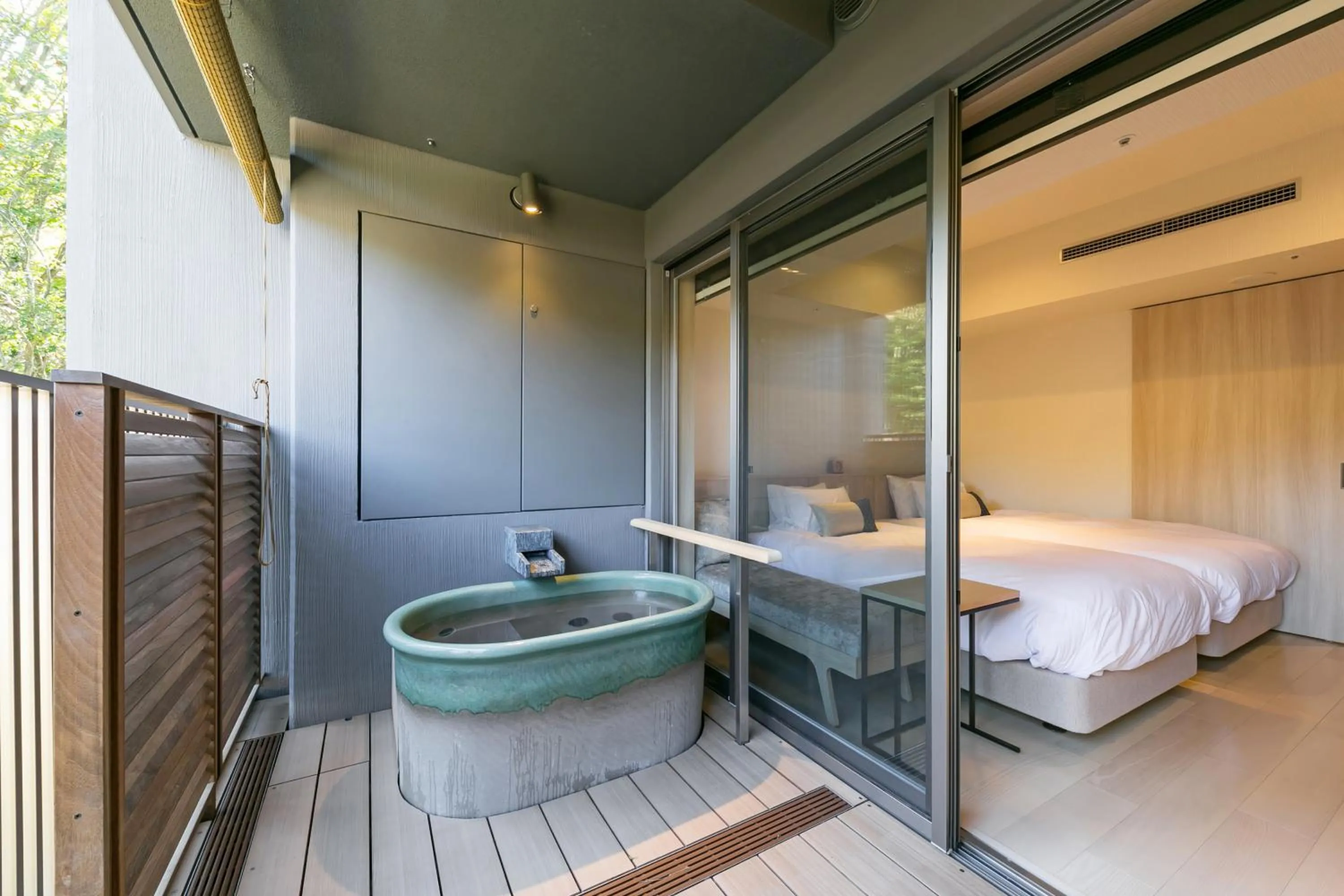 Bed in Hakone Ashinoko Hanaori