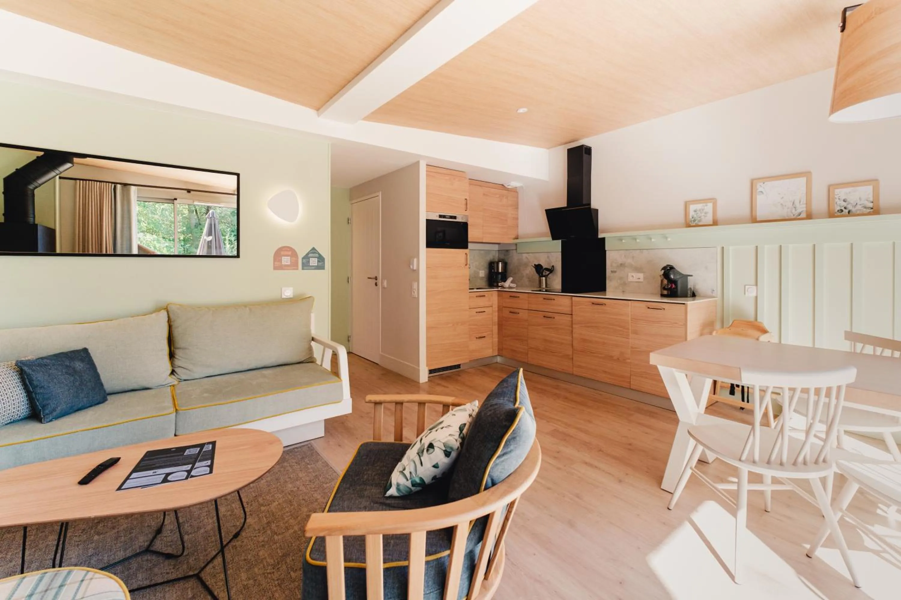 TV and multimedia in Center Parcs Villages Nature Paris