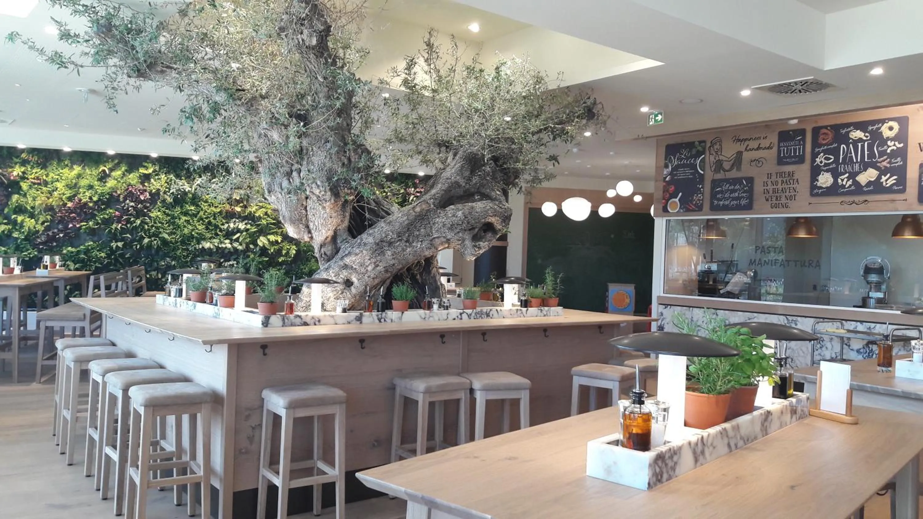 Restaurant/places to eat in Center Parcs Villages Nature Paris