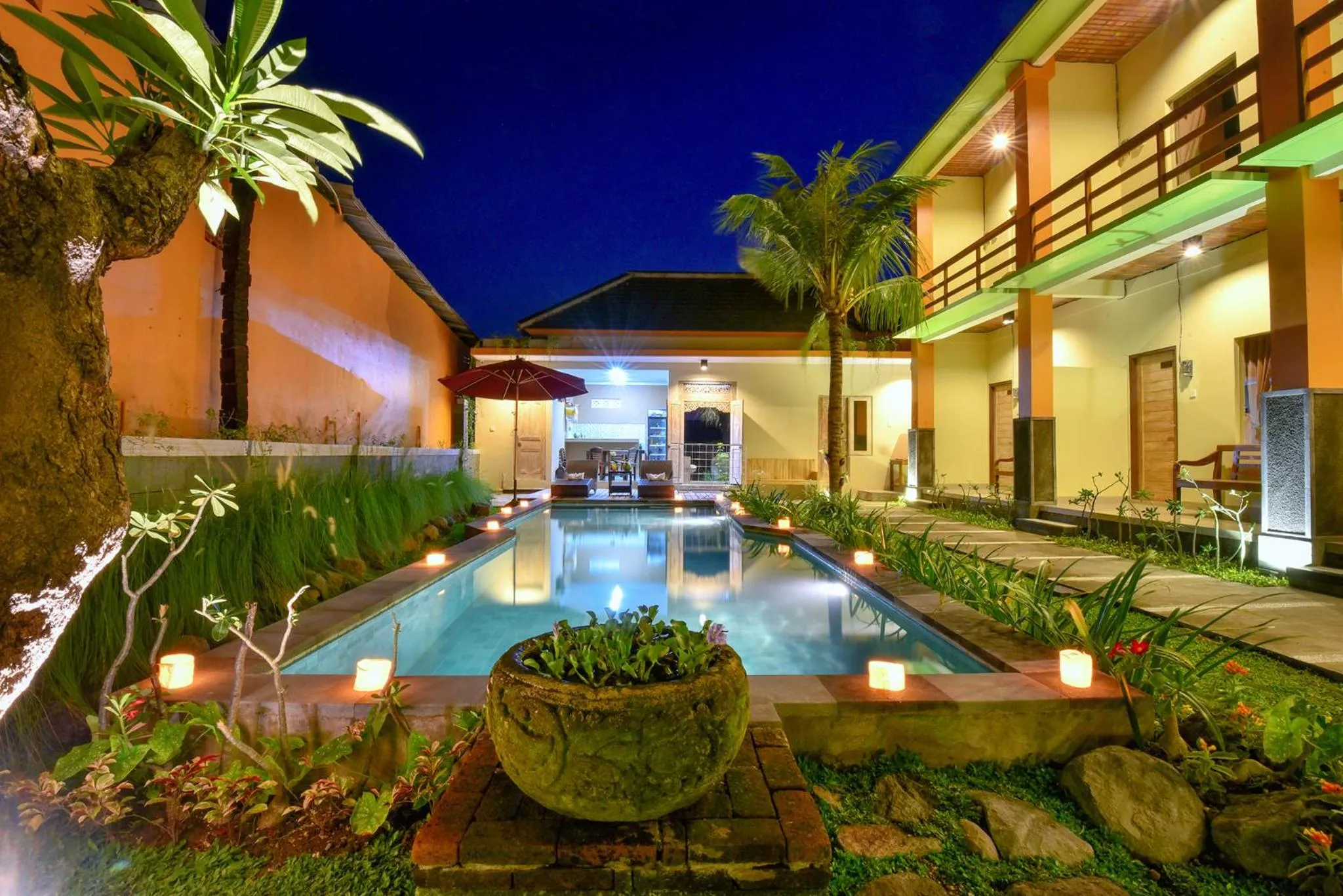 Pool view in The Rani Garden Bed & Breakfast