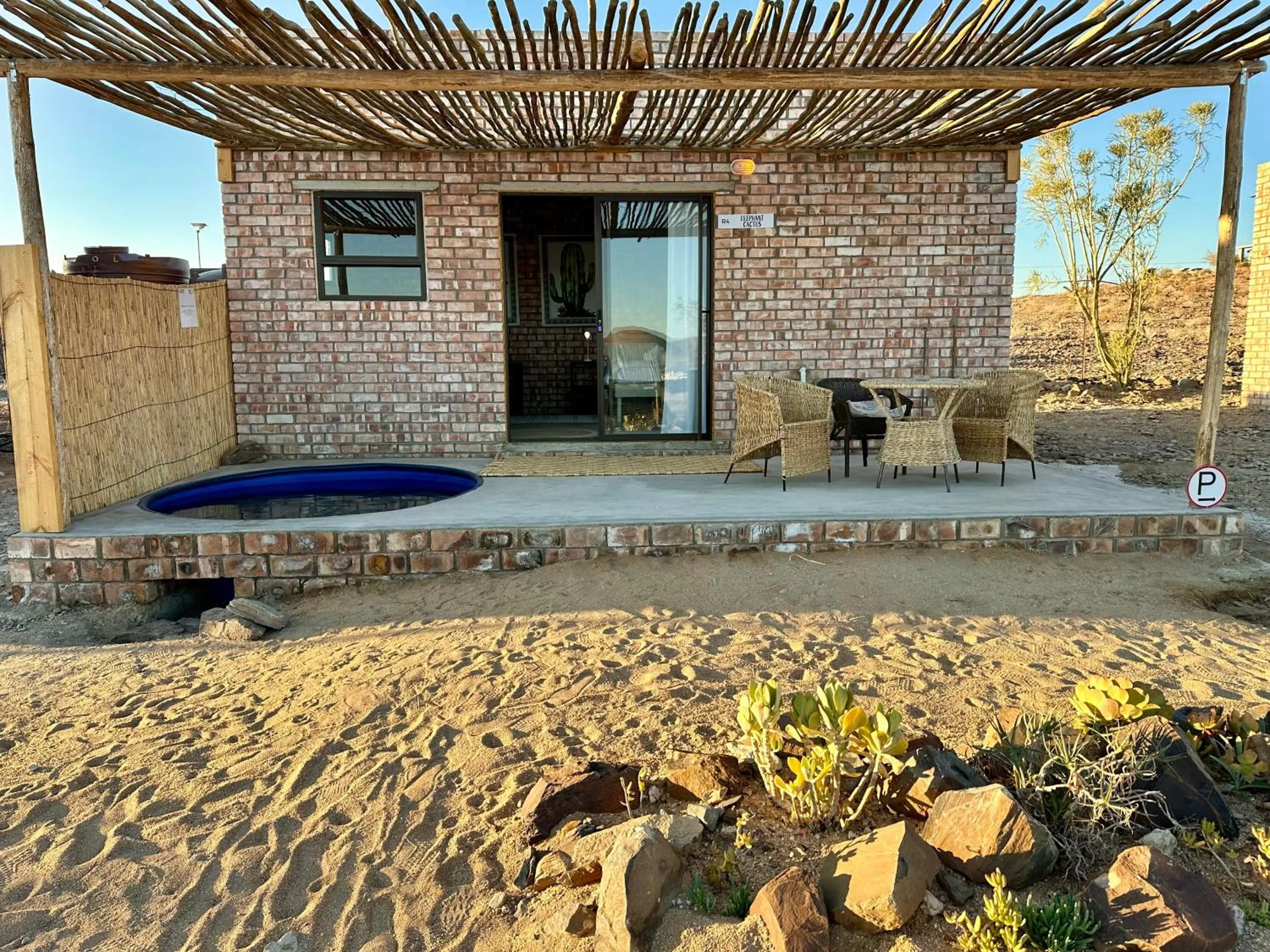 Daureb Isib Campsite and B&B