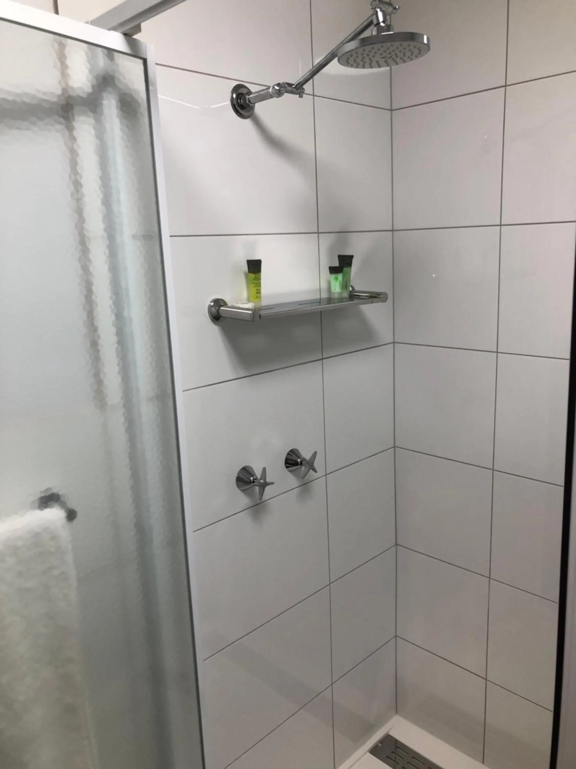 Colonial Inn Guest Rooms