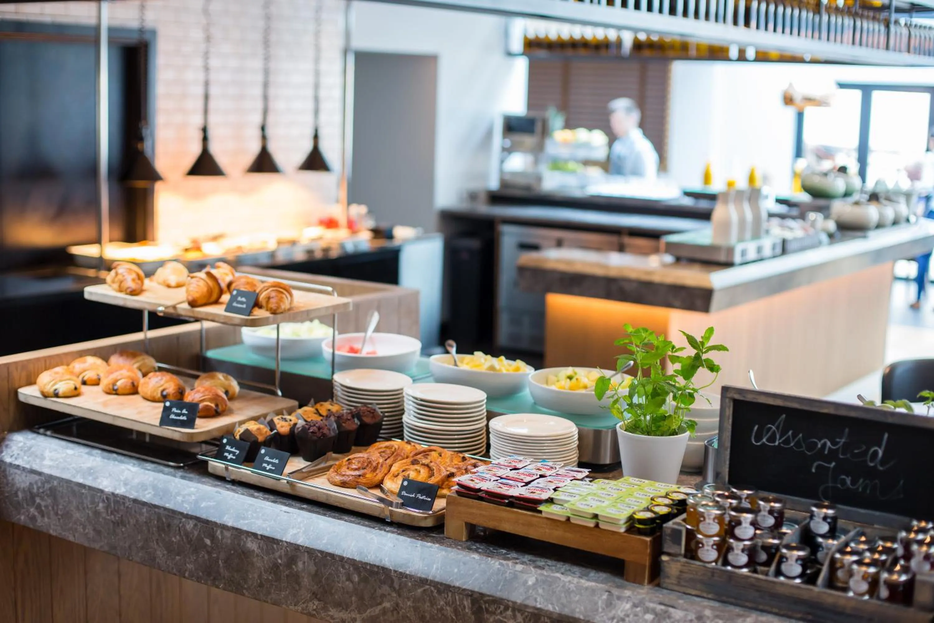 Breakfast in Crowne Plaza Gerrards Cross by IHG