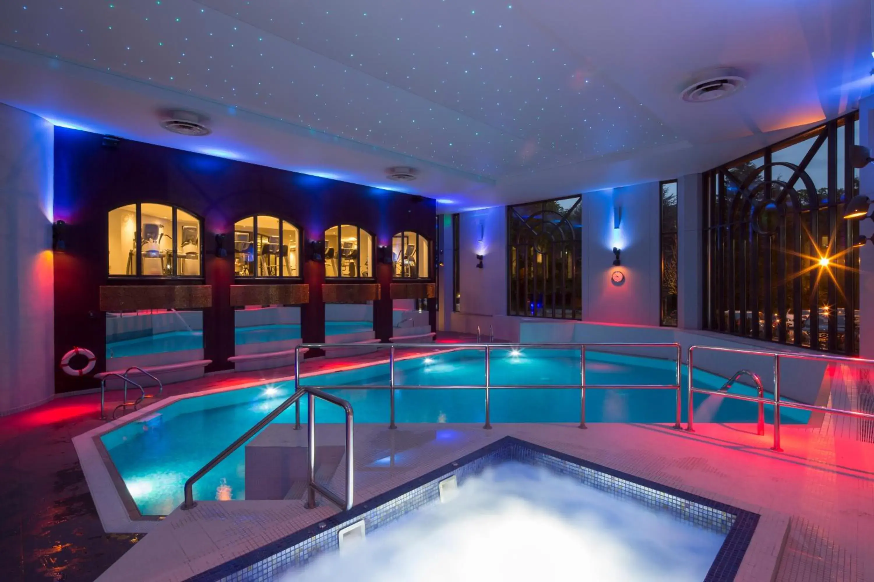 Swimming pool in Crowne Plaza Gerrards Cross by IHG Swimming pool in Crowne Plaza Gerrards Cross by IHG