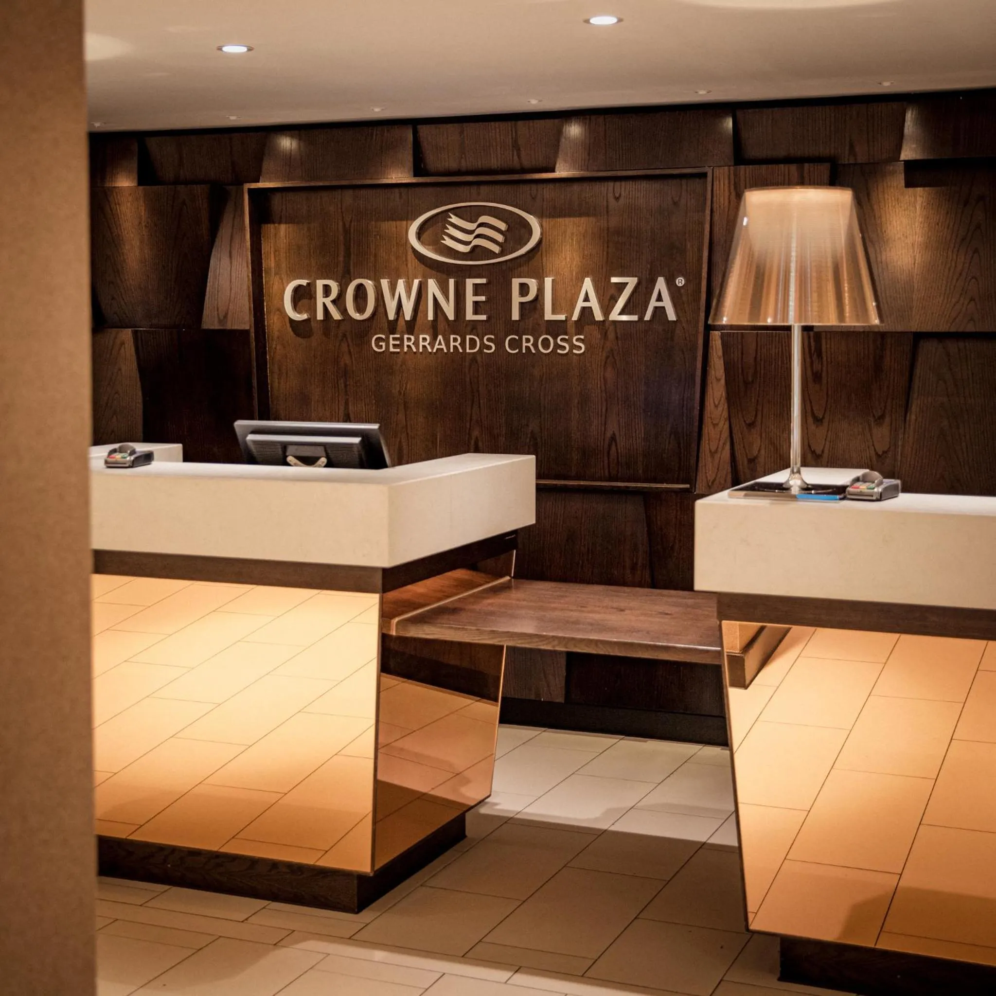Lobby or reception in Crowne Plaza Gerrards Cross by IHG