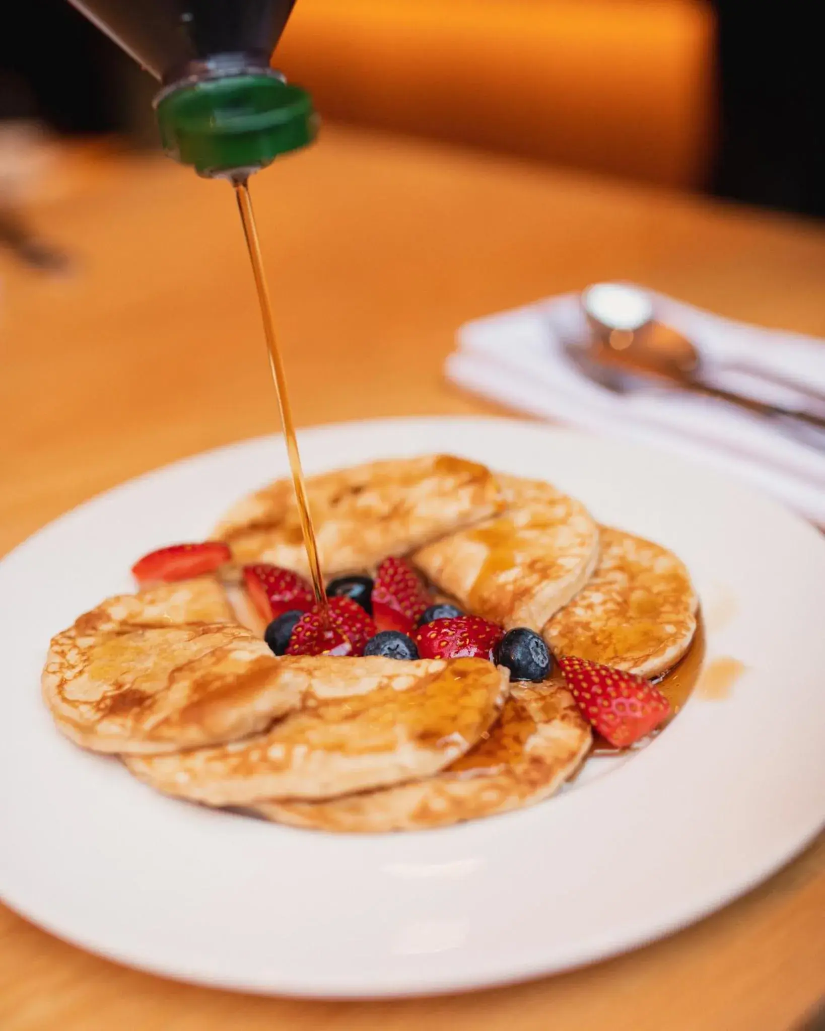 Breakfast in Crowne Plaza Gerrards Cross by IHG Breakfast in Crowne Plaza Gerrards Cross by IHG