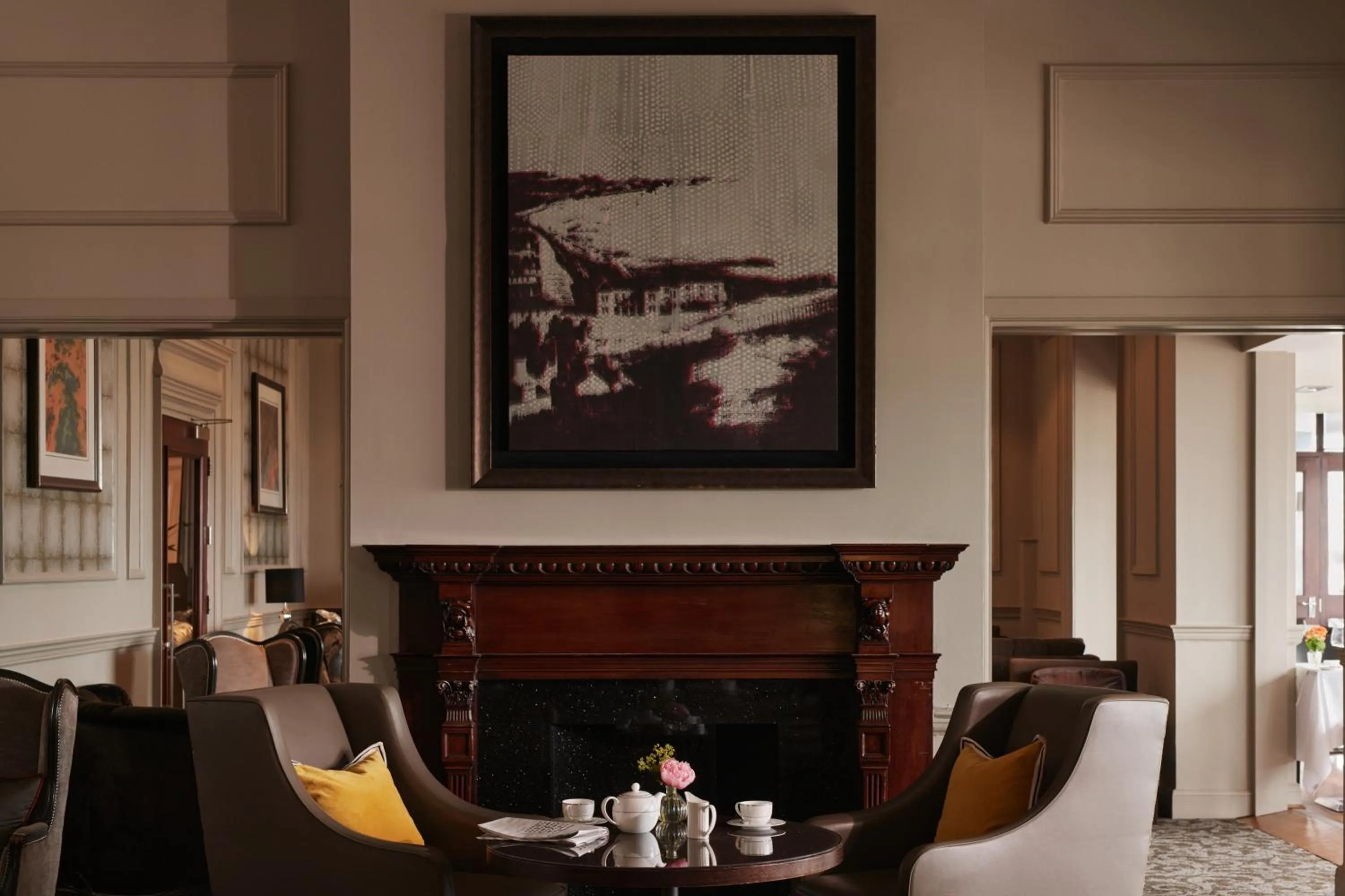 Lounge or bar in Grand Jersey Hotel and Spa