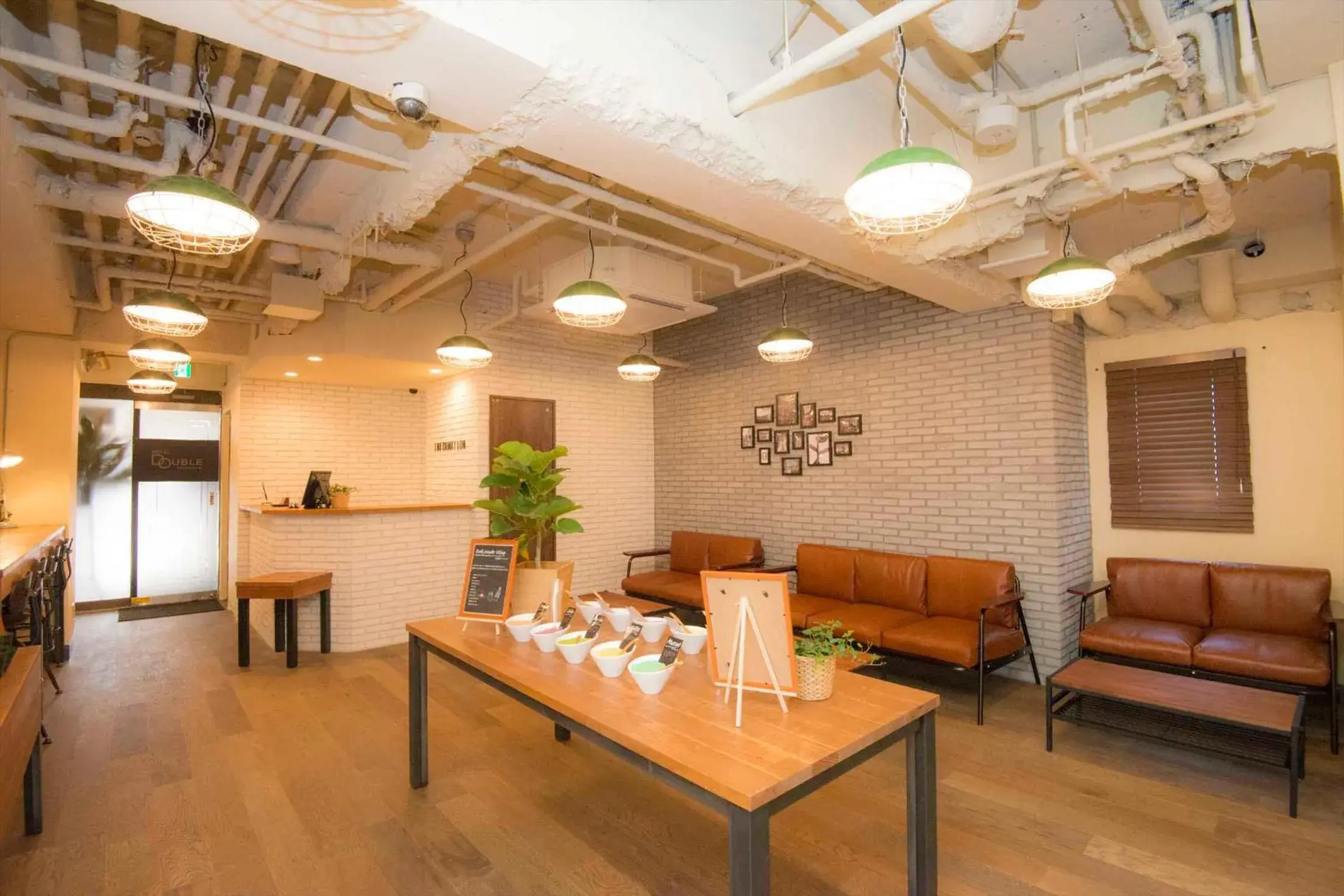 Lobby or reception in Hotel Double Funabashi Lobby or reception in Hotel Double Funabashi