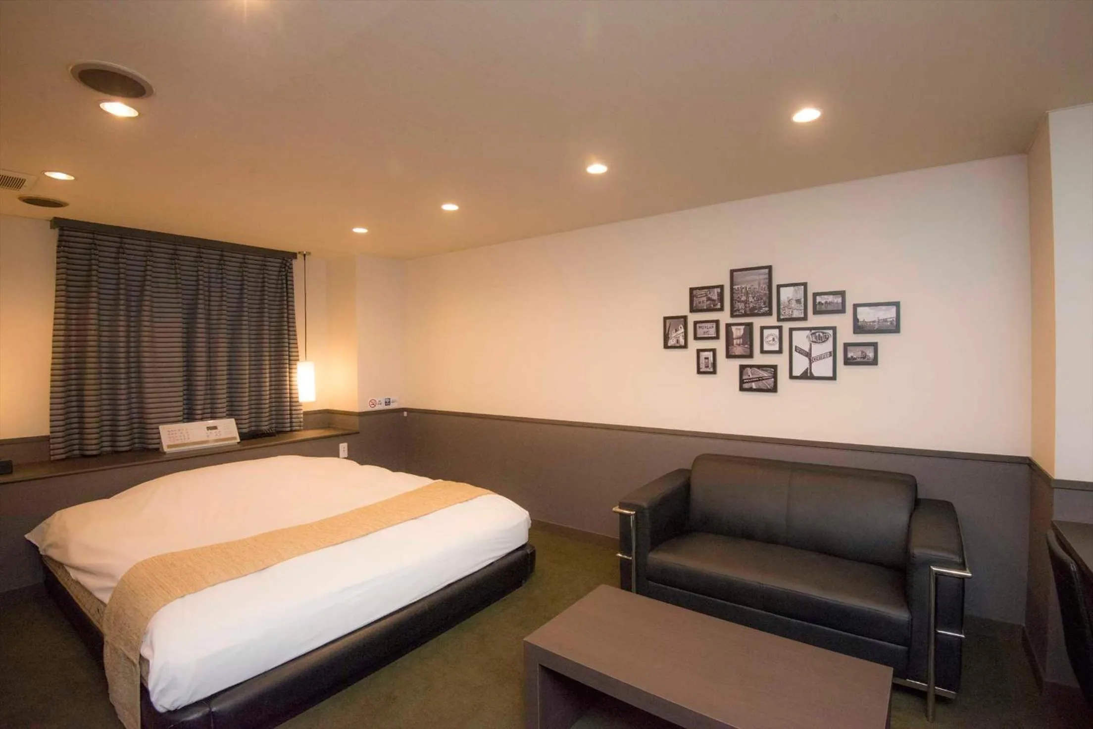 Bed in Hotel Double Funabashi