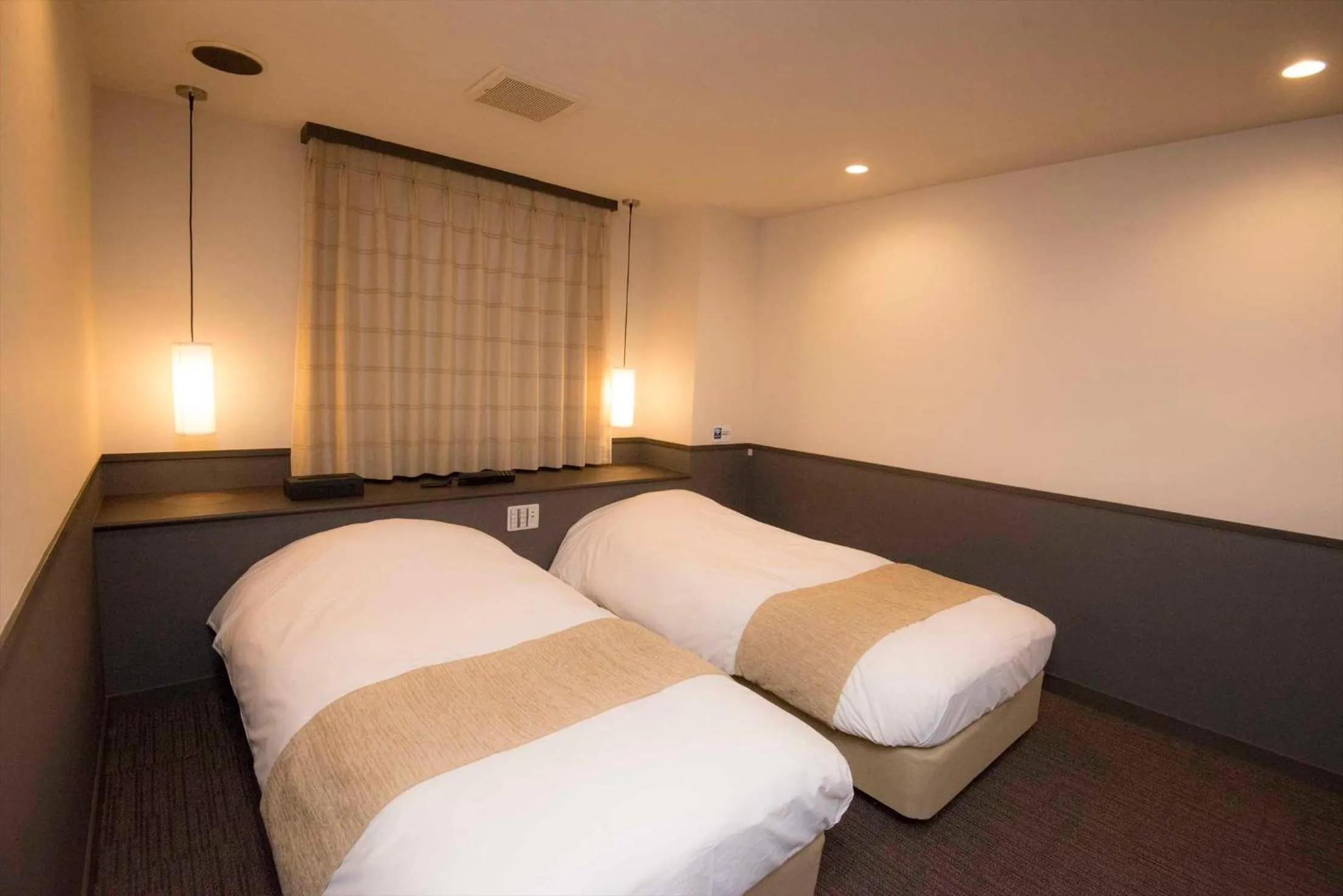 Bed in Hotel Double Funabashi