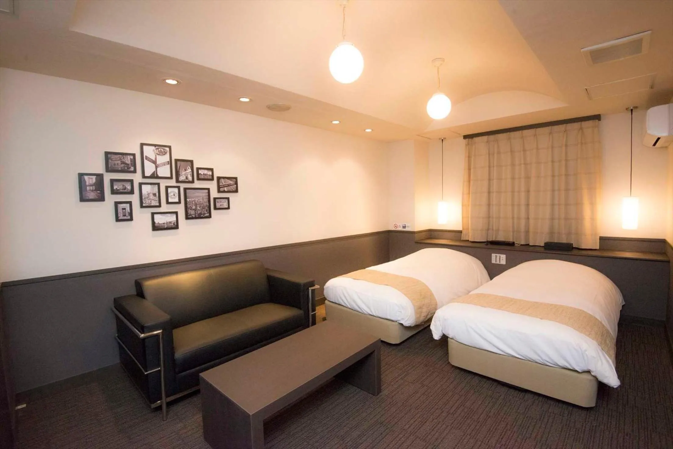 Bed in Hotel Double Funabashi
