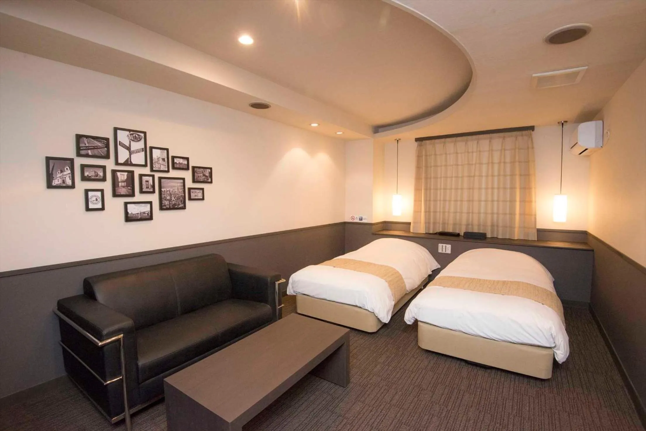 Bed in Hotel Double Funabashi