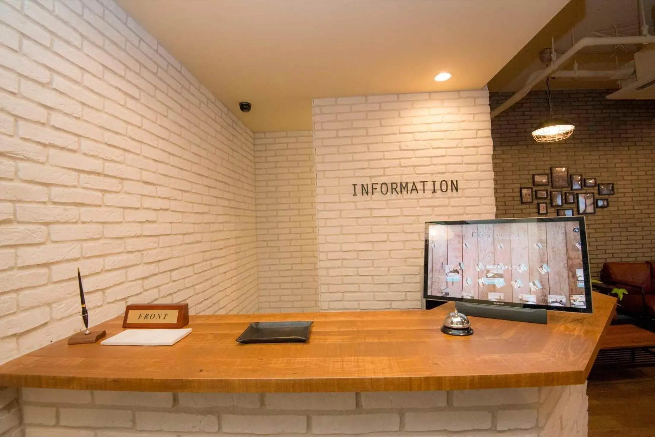 Lobby or reception in Hotel Double Funabashi Lobby or reception in Hotel Double Funabashi