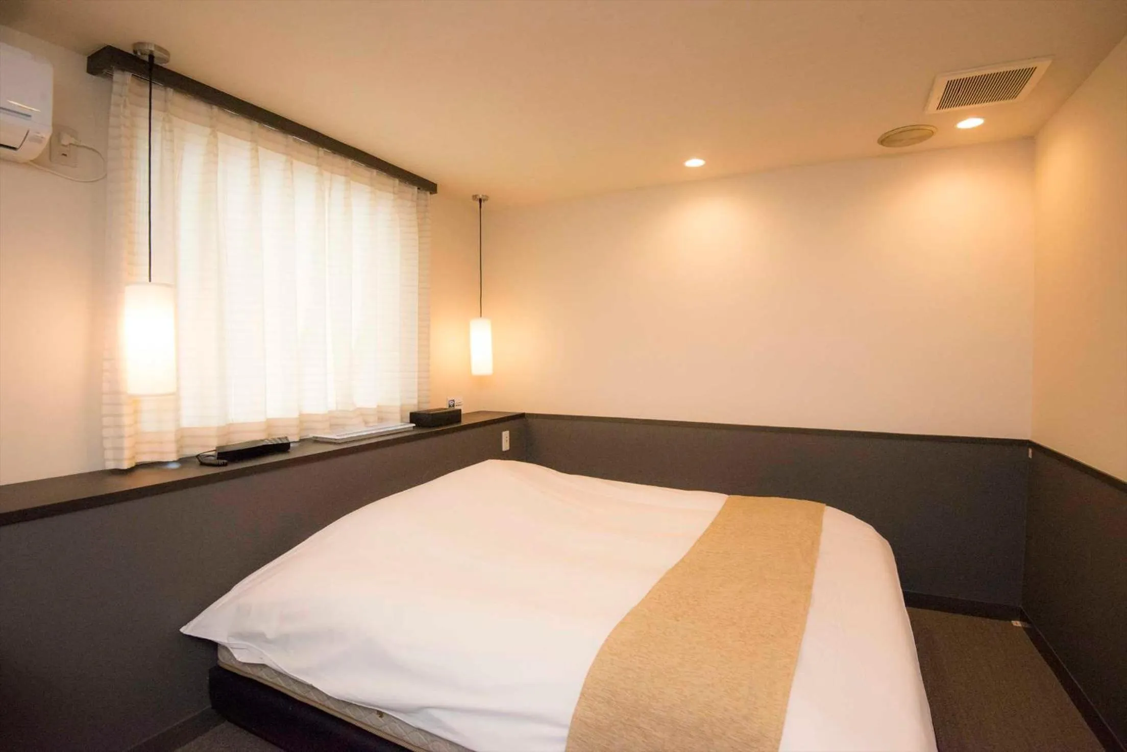 Bed in Hotel Double Funabashi