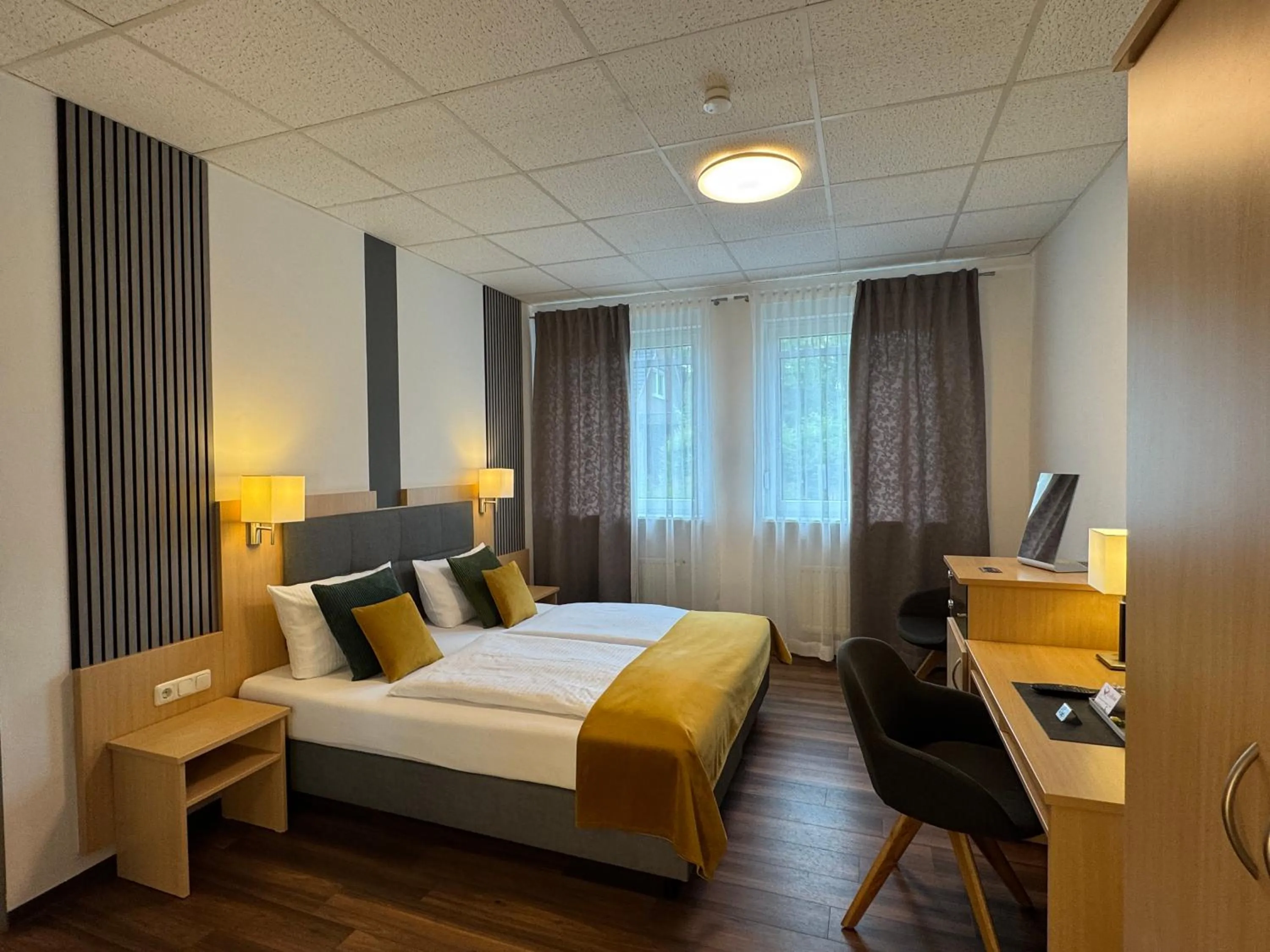 Bed in Hotel Garni am Obsthof Stade - Altes Land