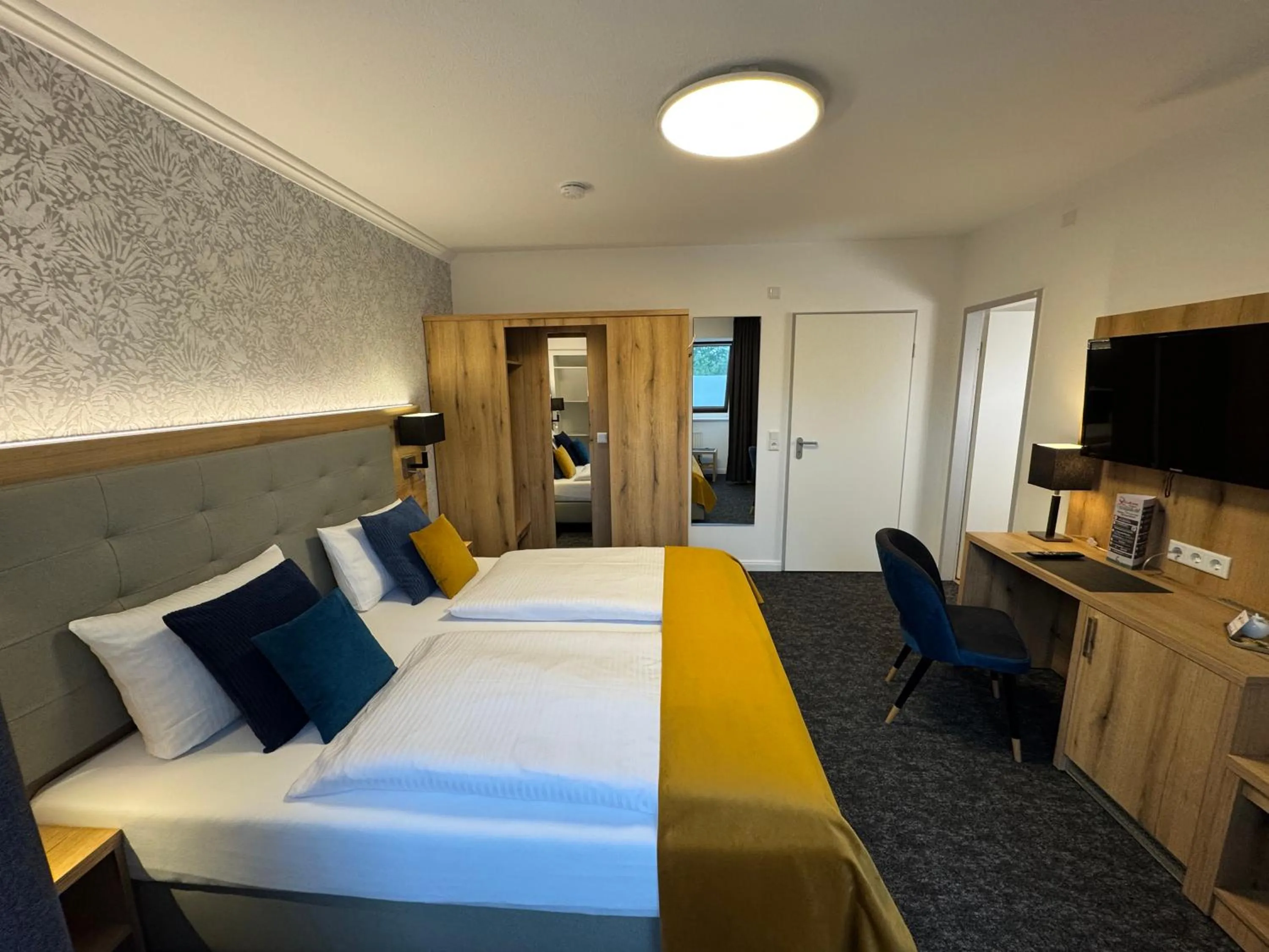 Bed in Hotel Garni am Obsthof Stade - Altes Land