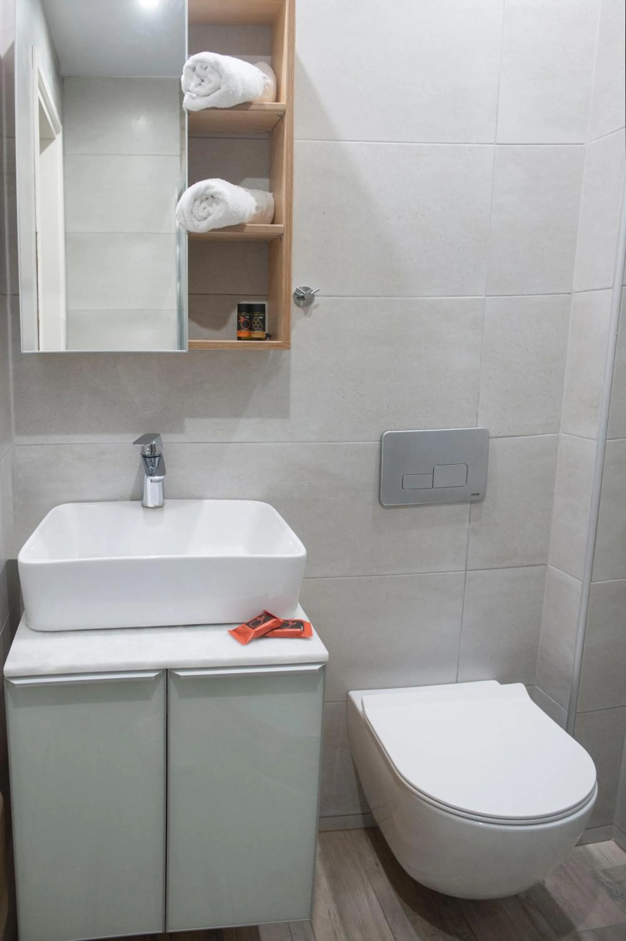 Toilet in Kallitsakis Beach