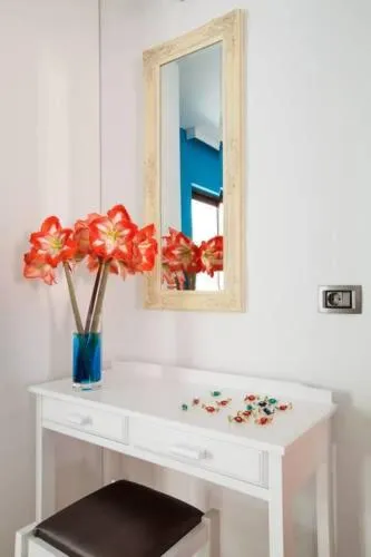 Decorative detail in Kallitsakis Beach