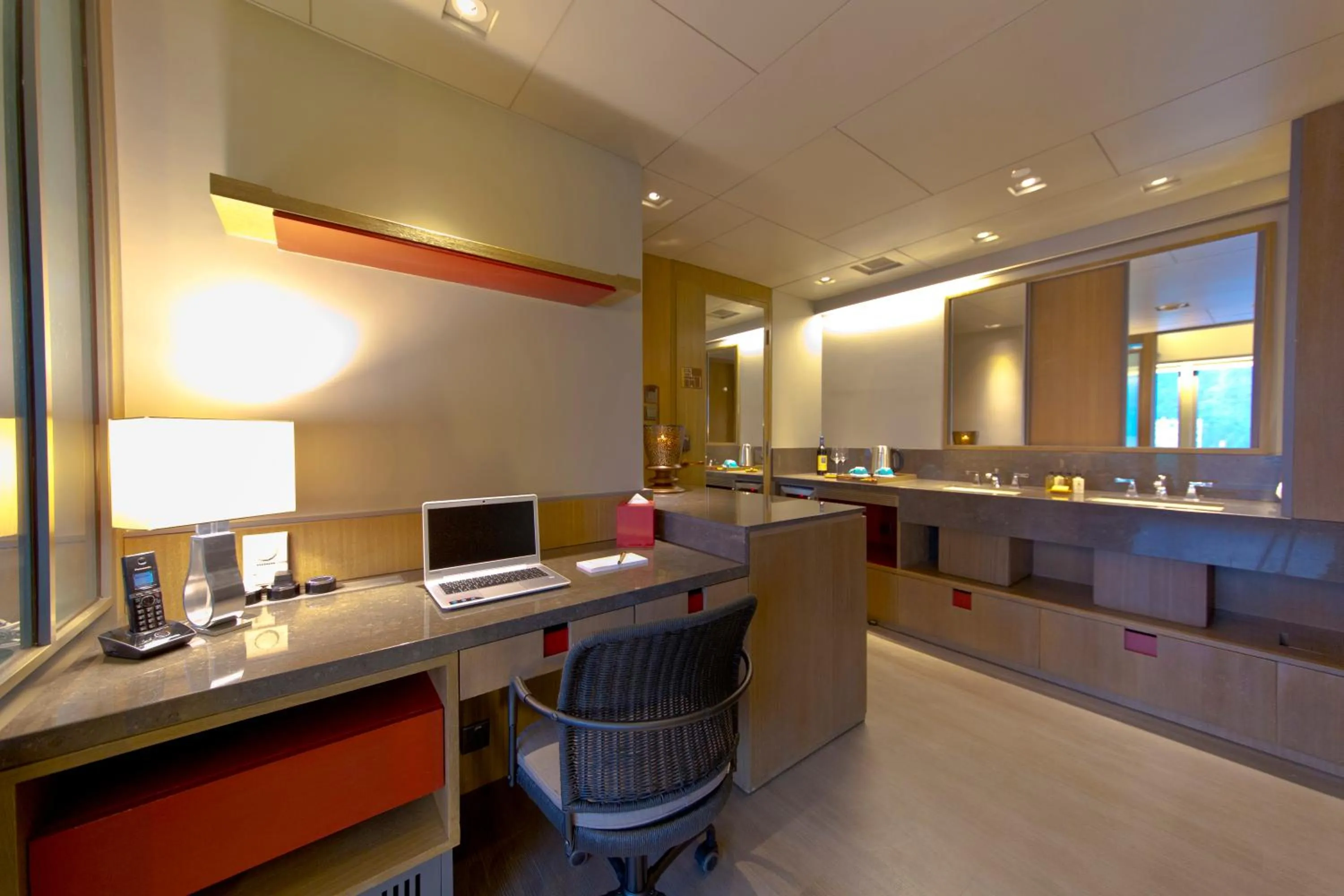 Photo of the whole room in Wanchai 88