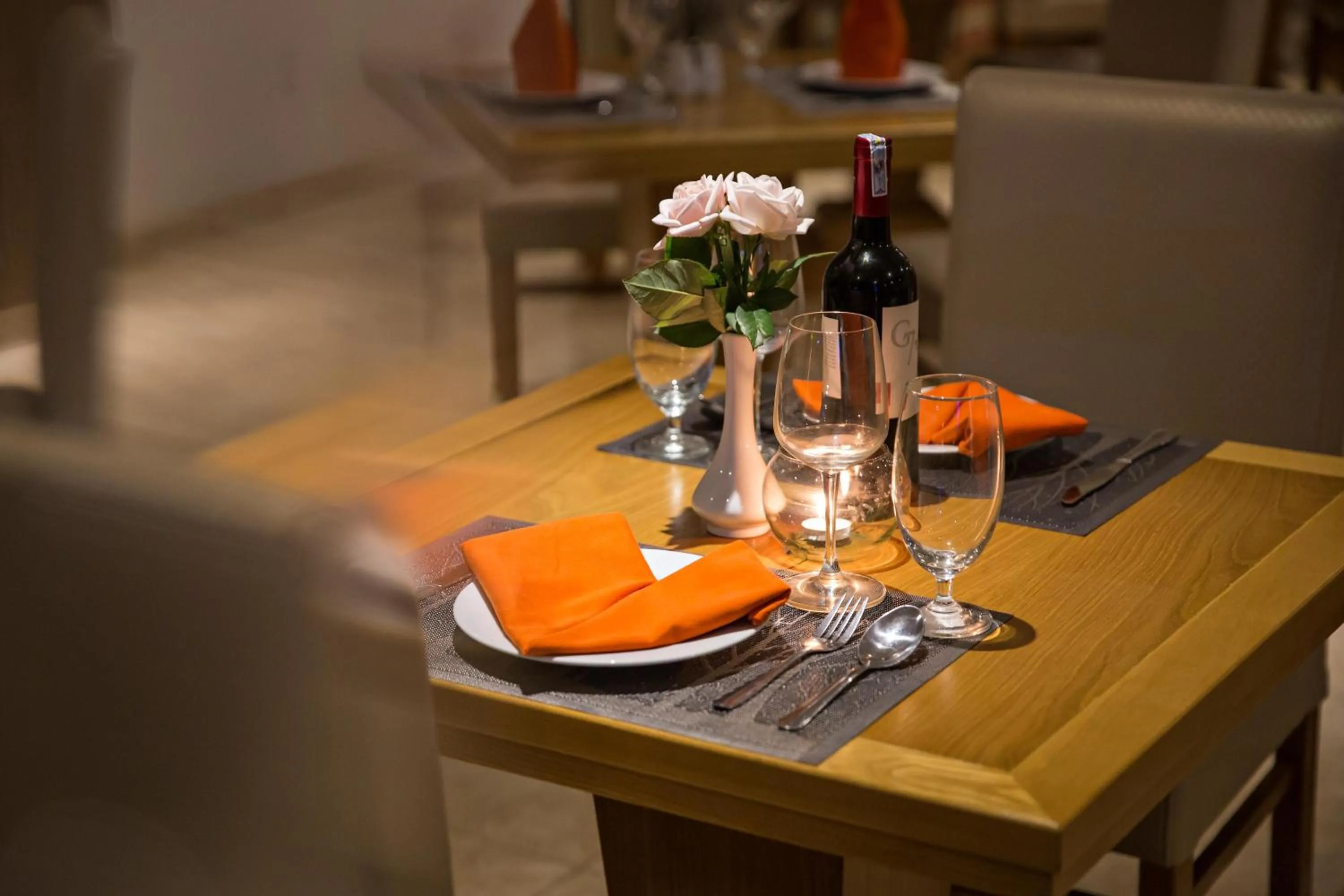 Restaurant/places to eat in Bliss Luxury Hotel