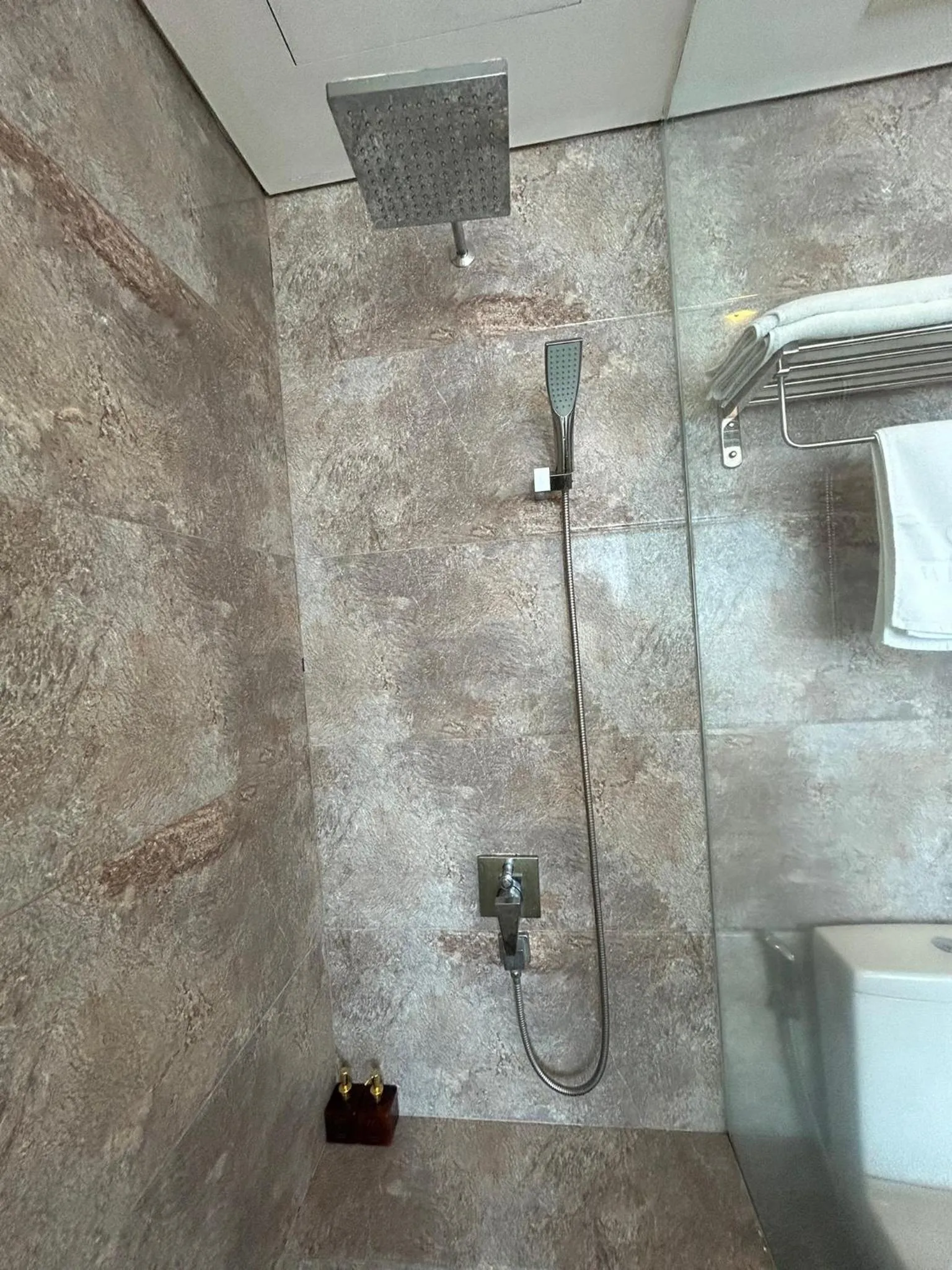 Shower in Bliss Luxury Hotel