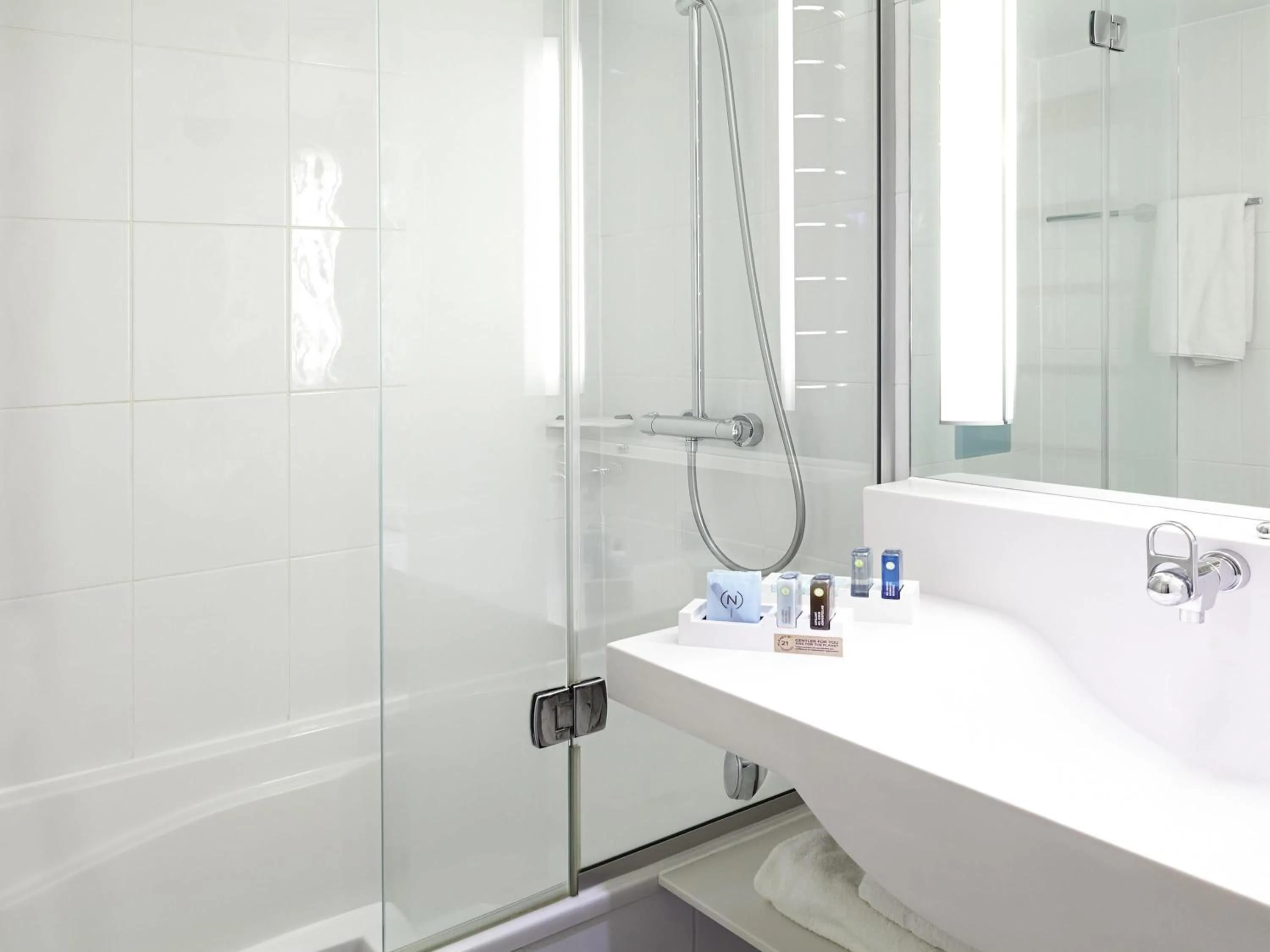 Bedroom in Novotel Sheffield Centre