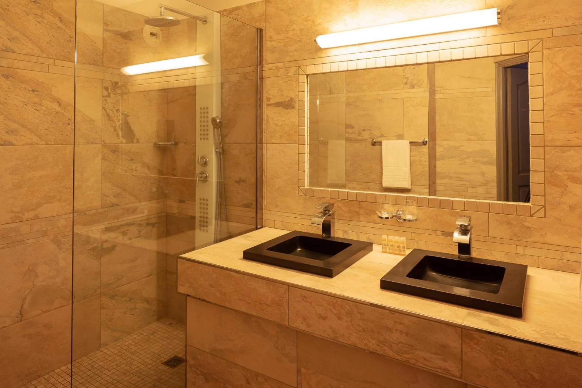 Bathroom in Hotel Le Ruesco