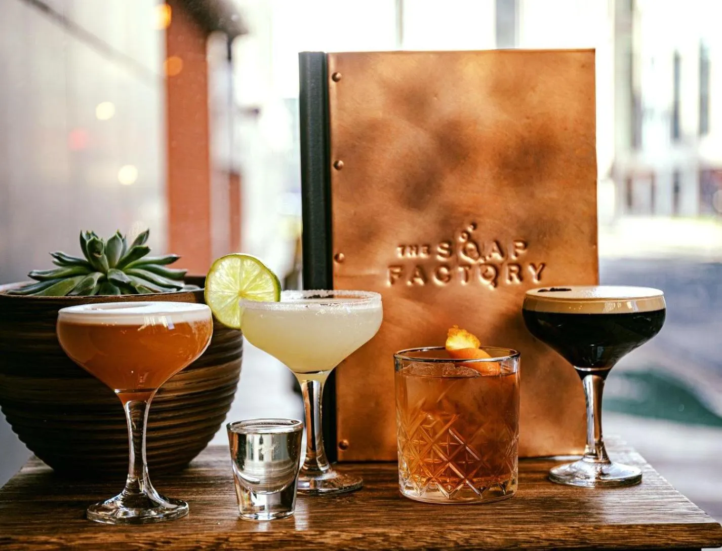 Restaurant/places to eat in Novotel Leeds Centre