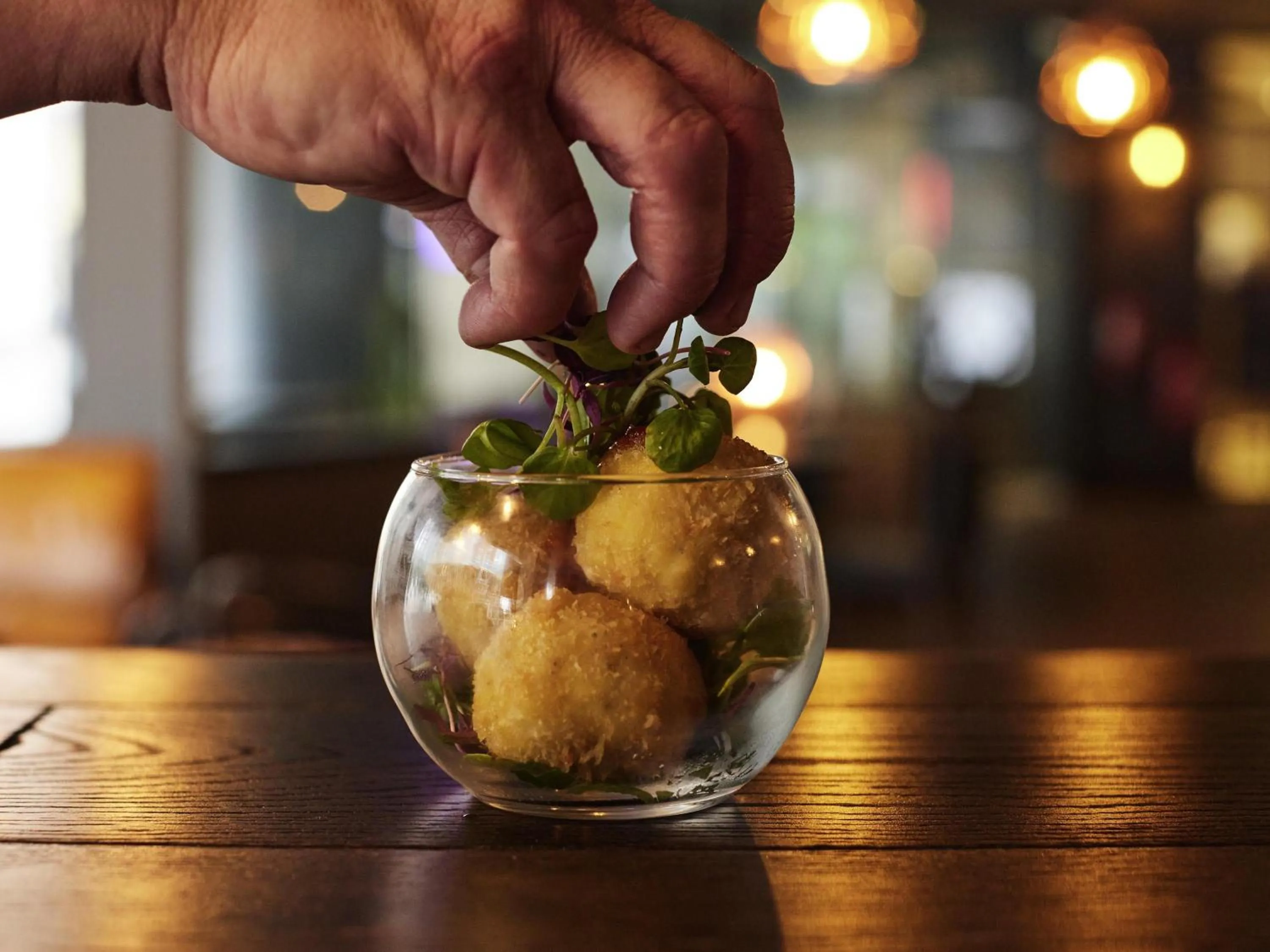 Restaurant/places to eat in Novotel Leeds Centre