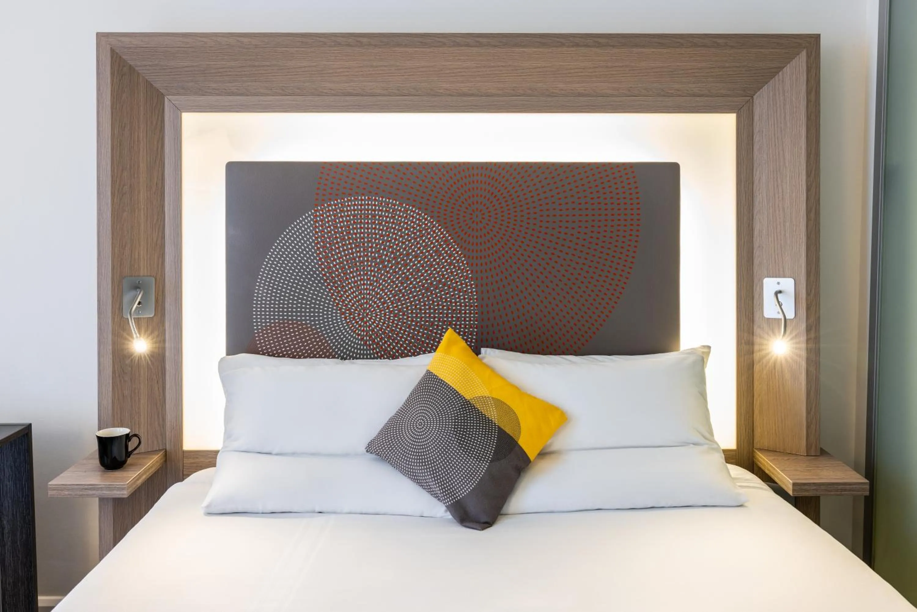 Bed in Novotel Leeds Centre