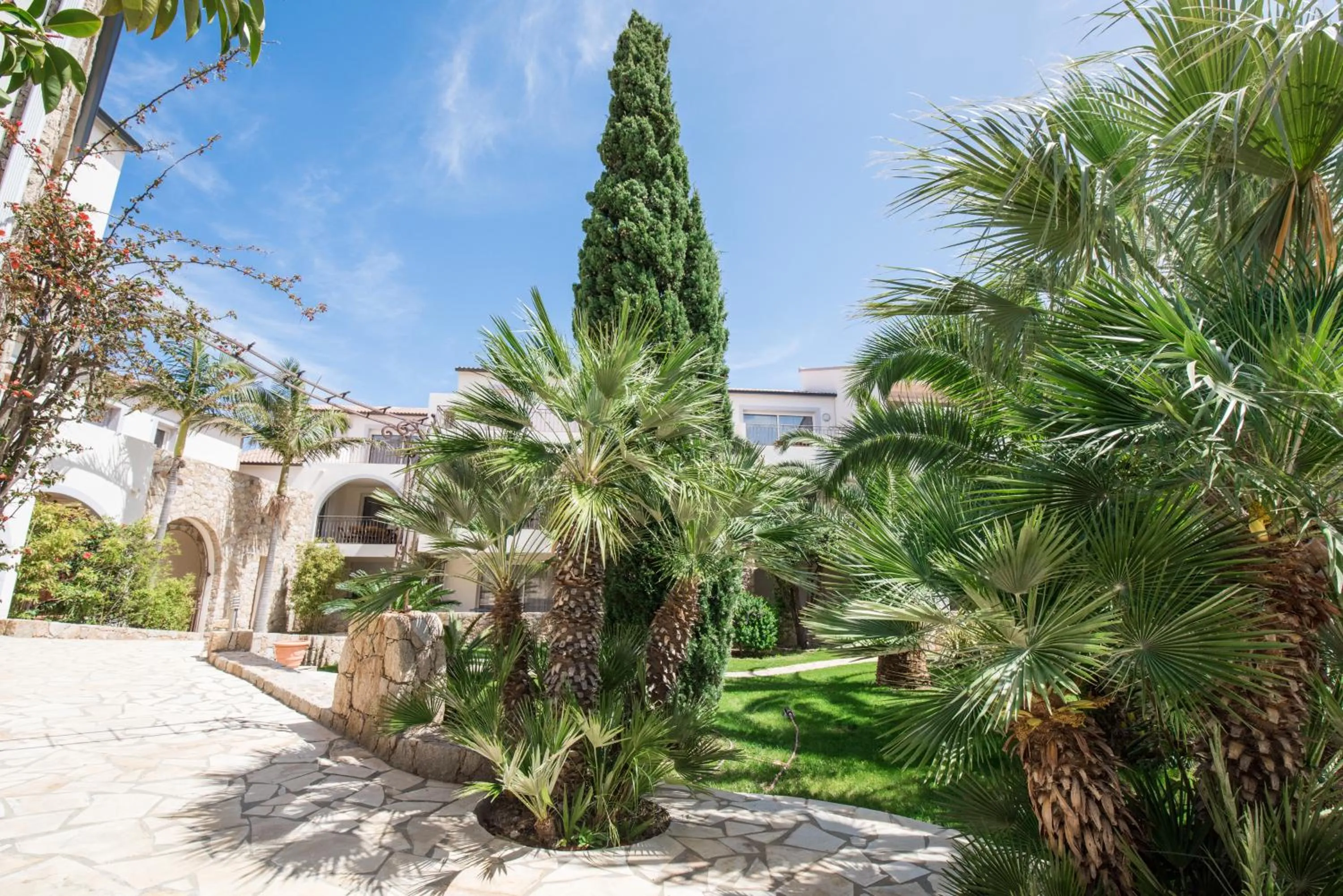 Garden in Les Alizés Résidence & Spa