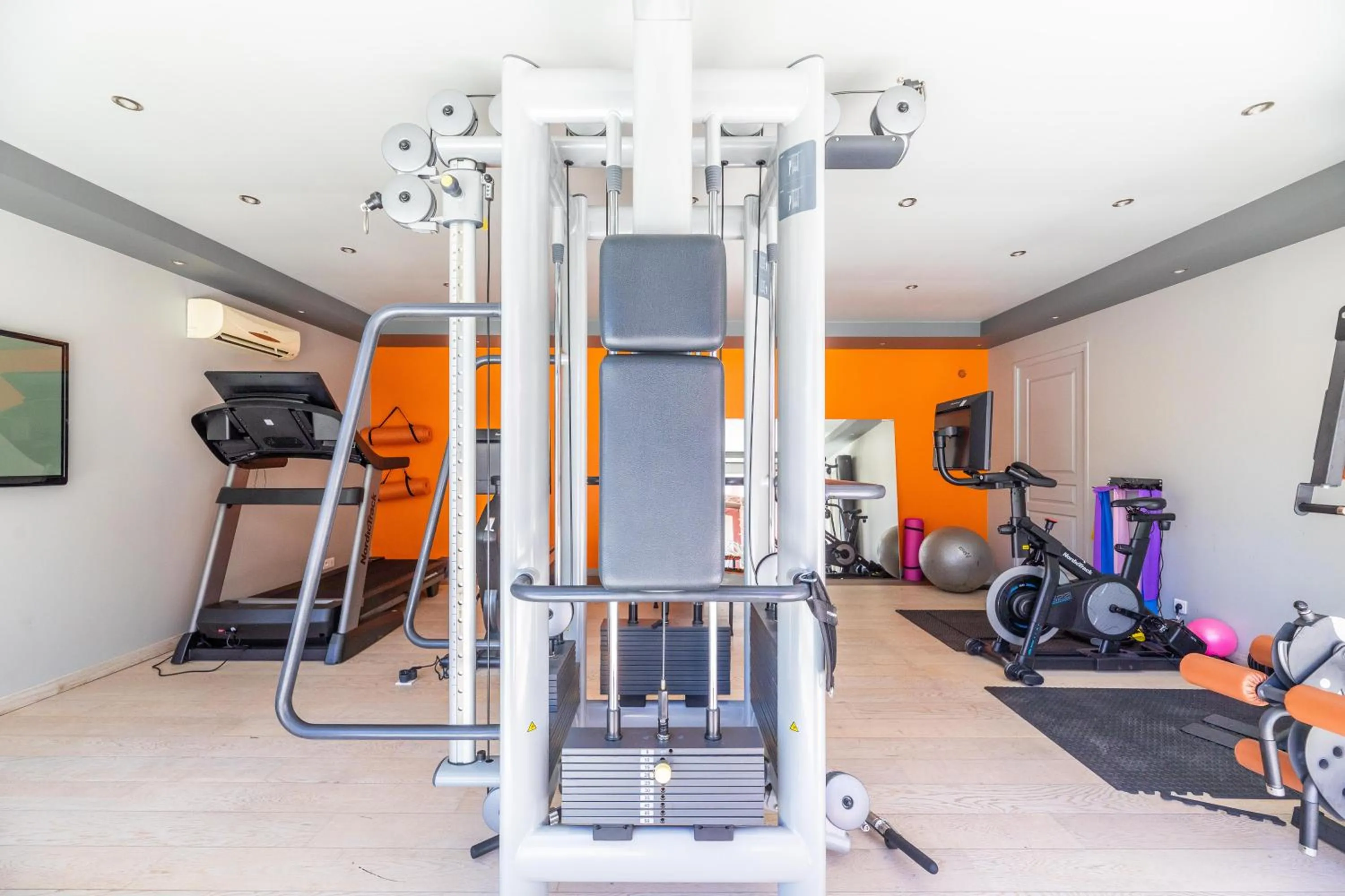 Fitness centre/facilities in Les Alizés Résidence & Spa