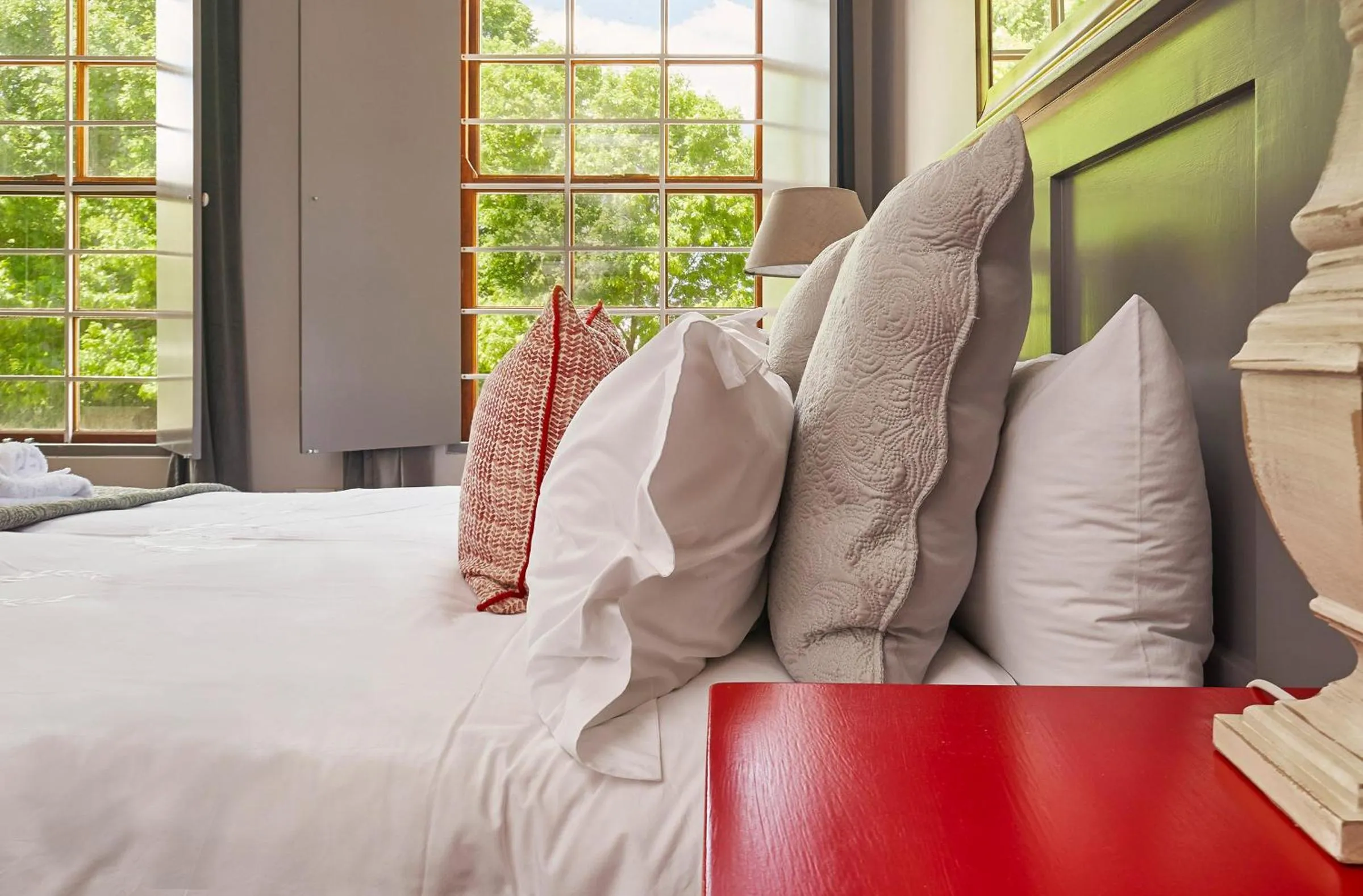 Bedroom, Bed in Highland Quarters