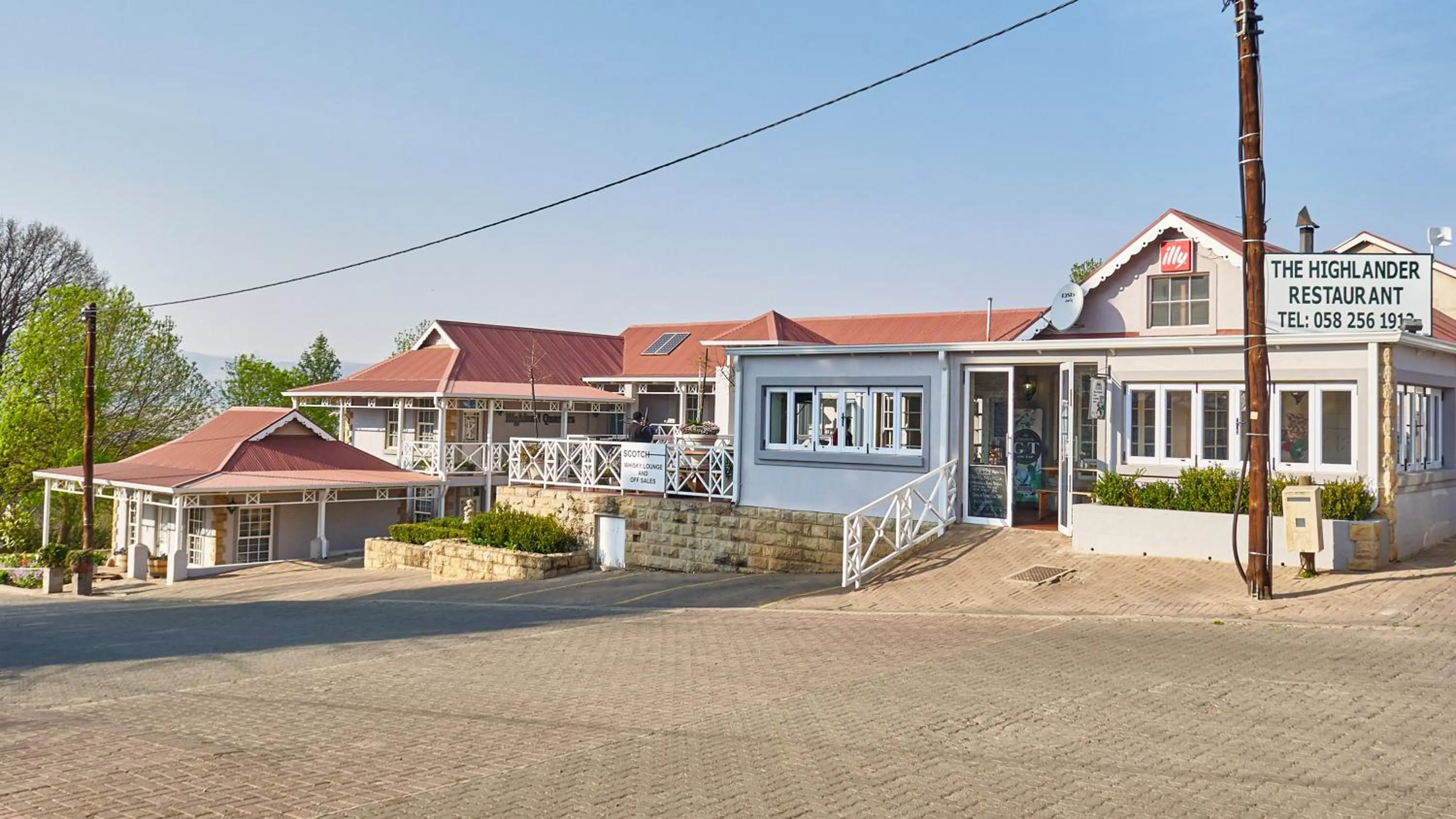 Facade/entrance in Highland Quarters