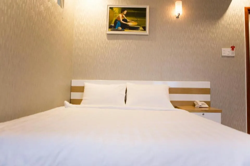 Bed in Thien Nga Hotel