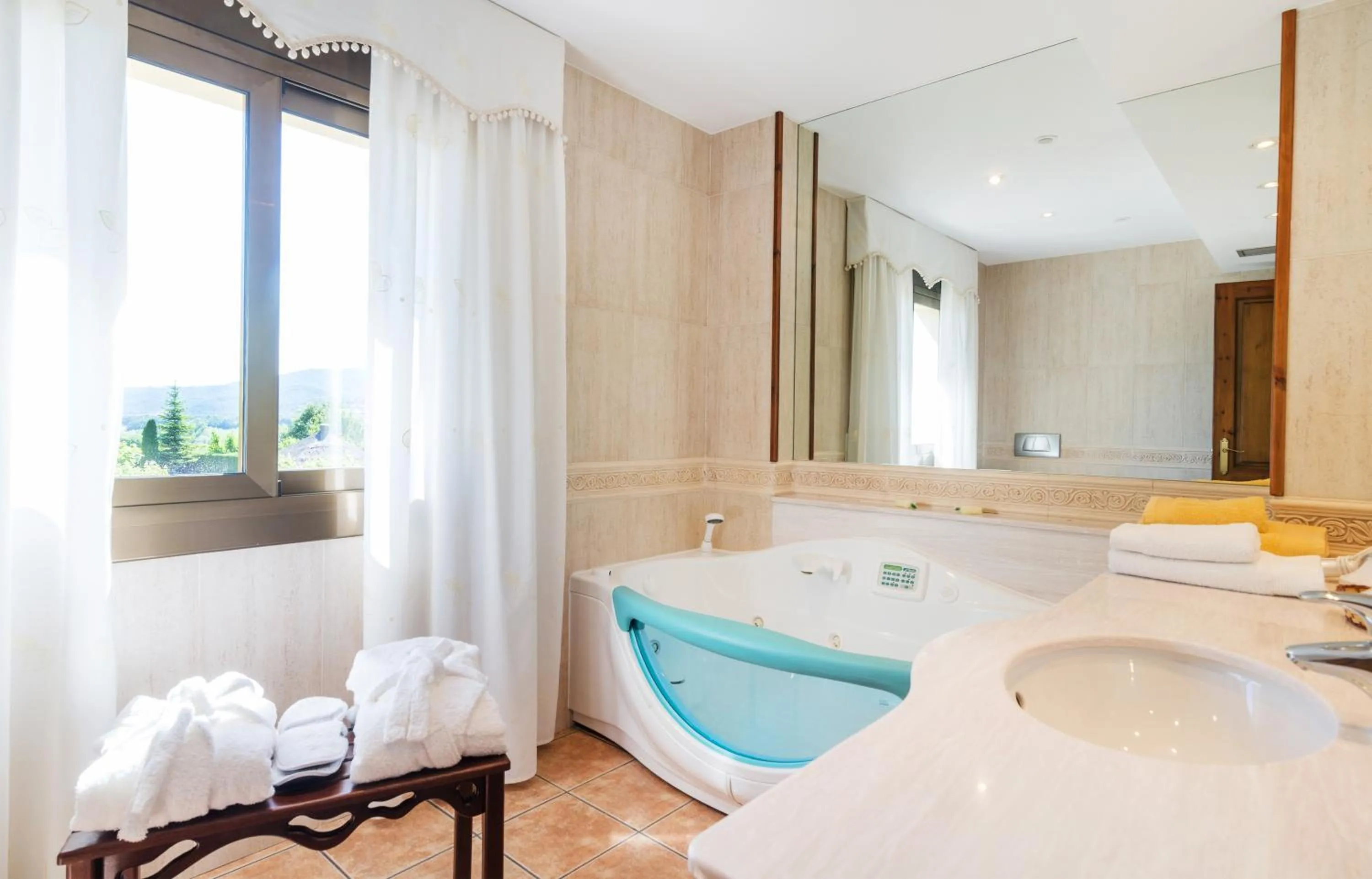 Hotel Restaurant Cal Petit