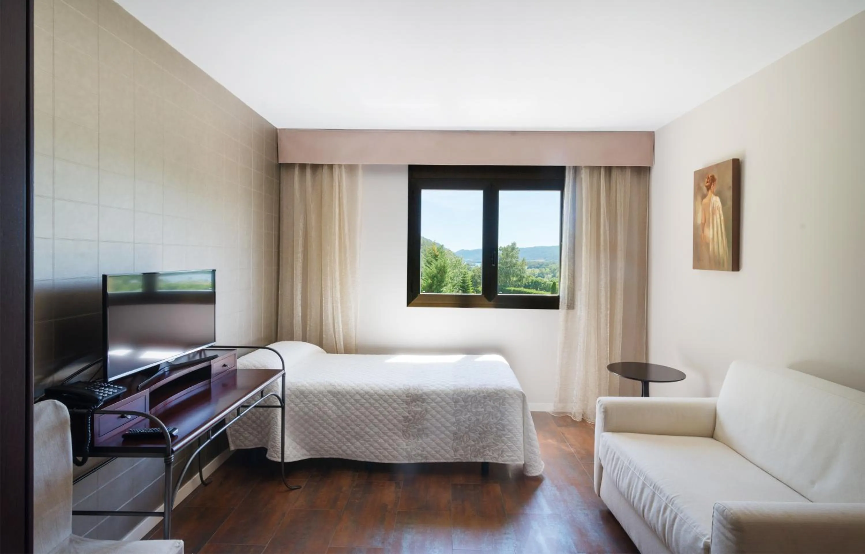 Bed in Hotel Restaurant Cal Petit