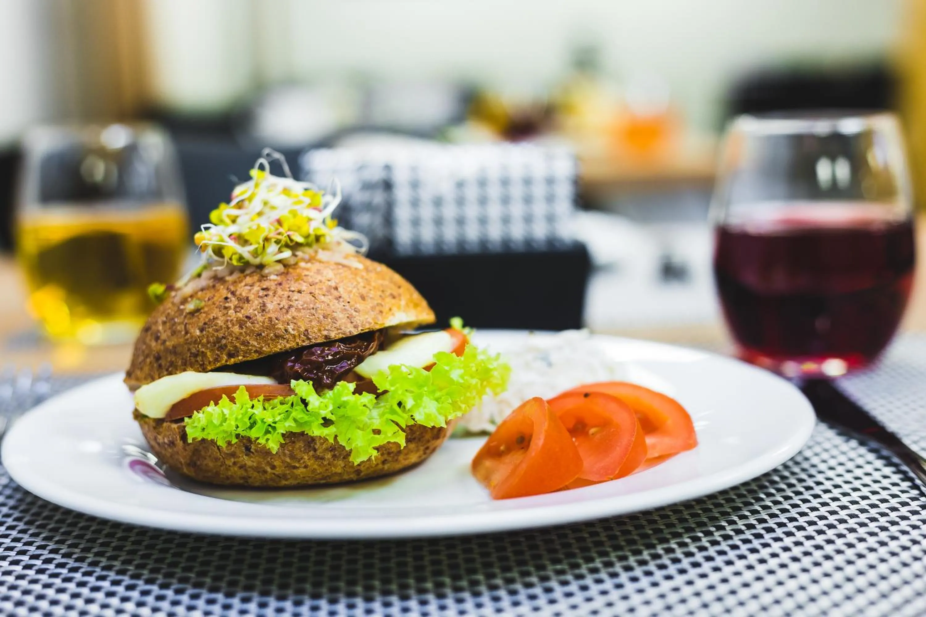 Restaurant/places to eat in Waw Hotel Airport Okęcie